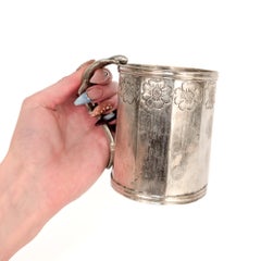 Antiker anglo-indischer Becher oder Krug aus Silber mit Eidechsenhenkel