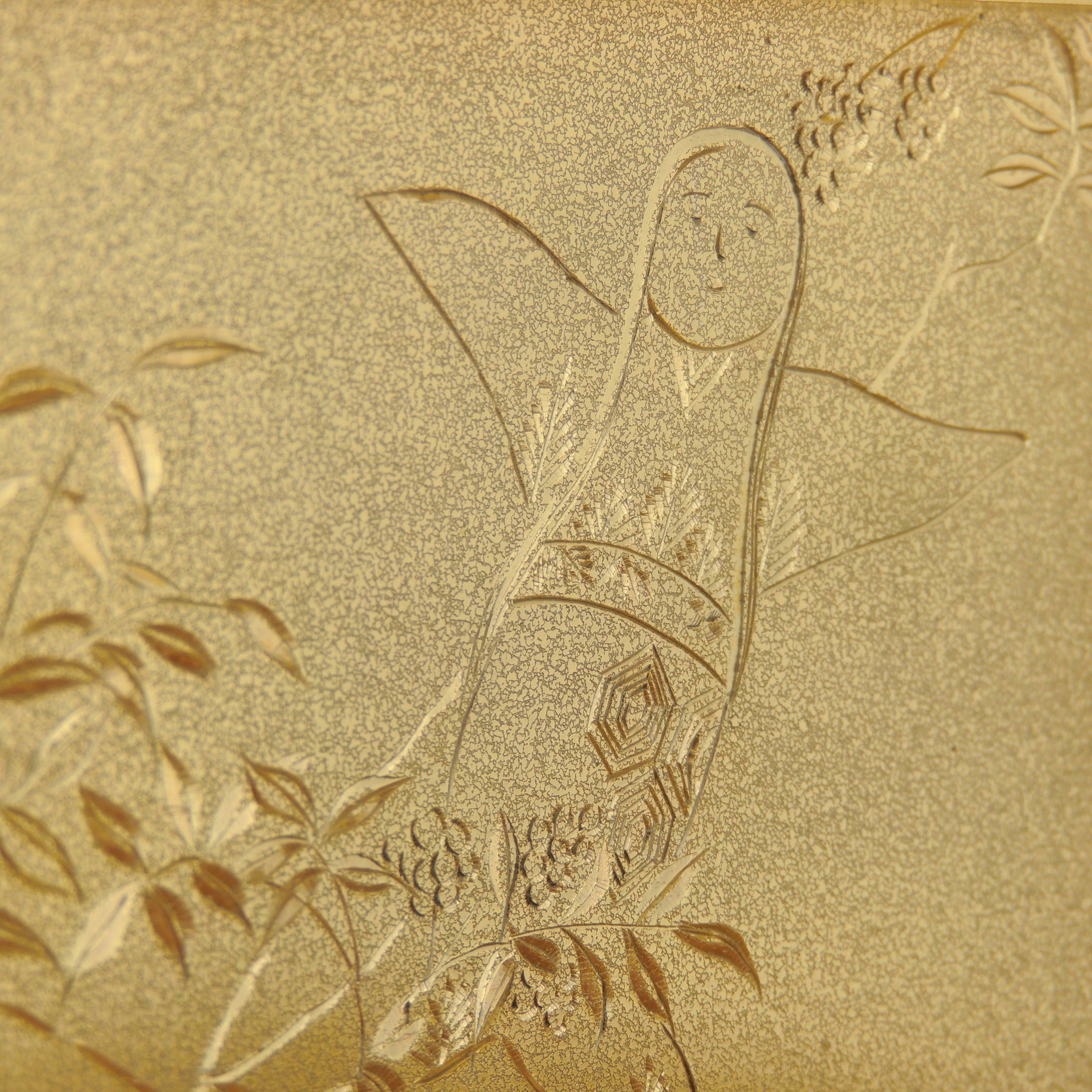 Signierte Shakudo Damascene-Schachtel aus japanischem Stahl mit Shimazu-Mond (Japanisch) im Angebot