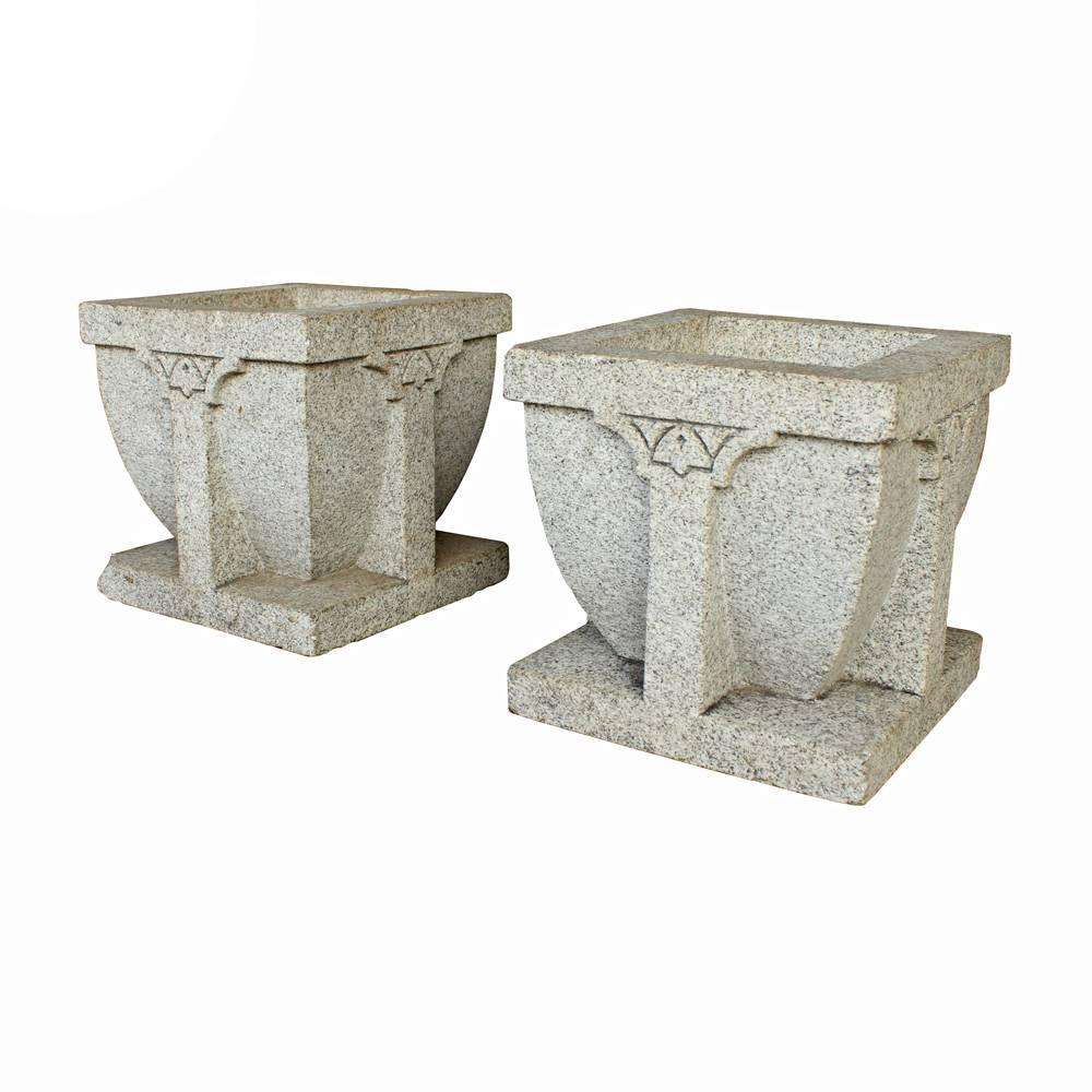 Pioneered by architect Frank Lloyd Wright, the Prairie Style is an iconic American design trend that began in America's Midwest. These small solid granite planters are an excellent example of the restrained and simple execution of Prairie style
