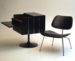 Exceptional Rotating Swivel Cocktail Dry Bar on Pedestal Base in Black Lacquer
