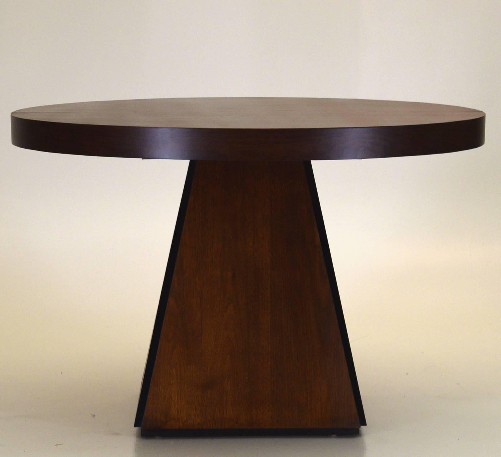 Newly Restored Pierre Cardin Rare All-Walnut Dining Table In Excellent Condition In South Charleston, WV