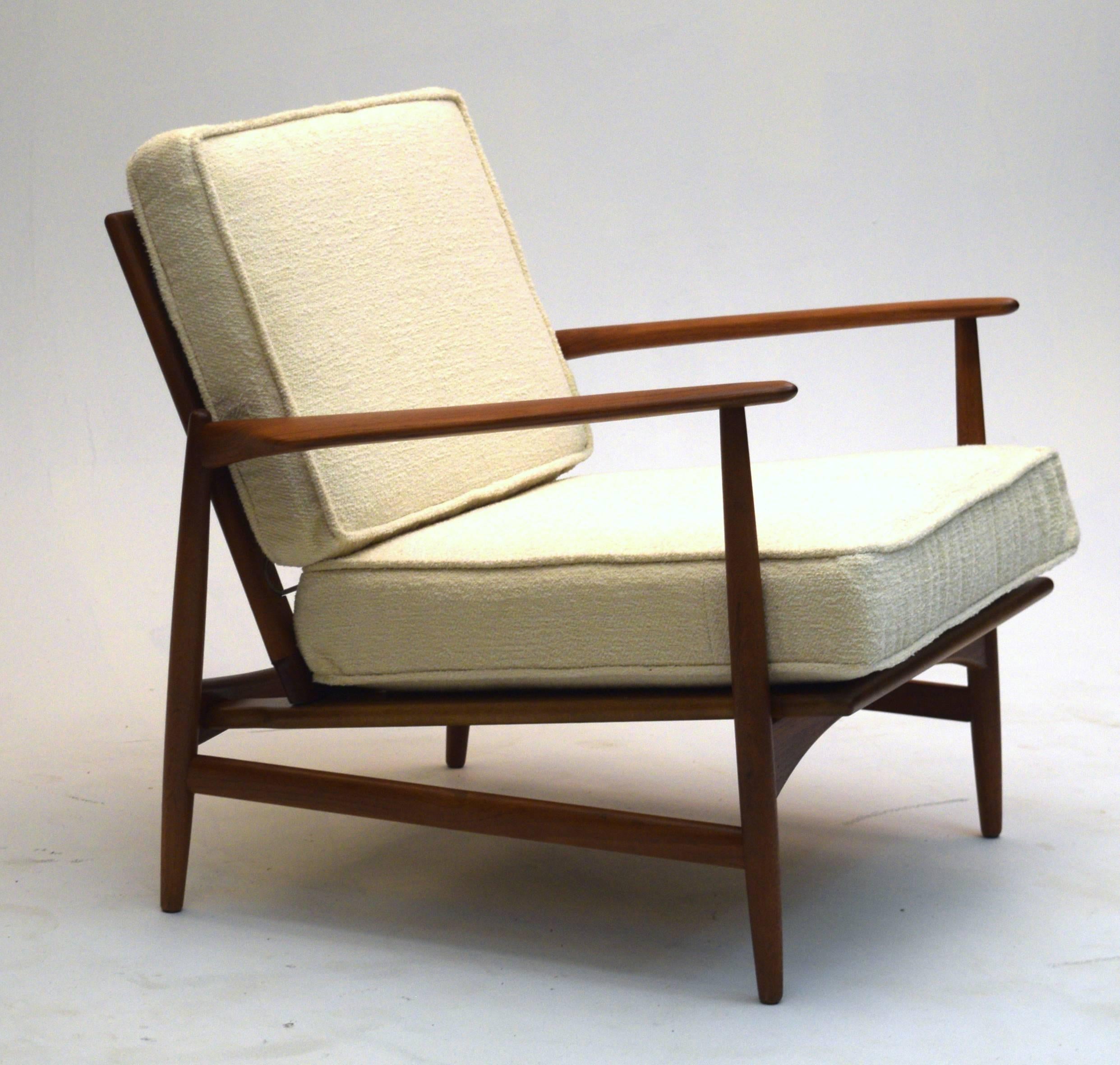 Flawless Armchair by Ib Kofod-Larsen of Denmark In Excellent Condition In South Charleston, WV