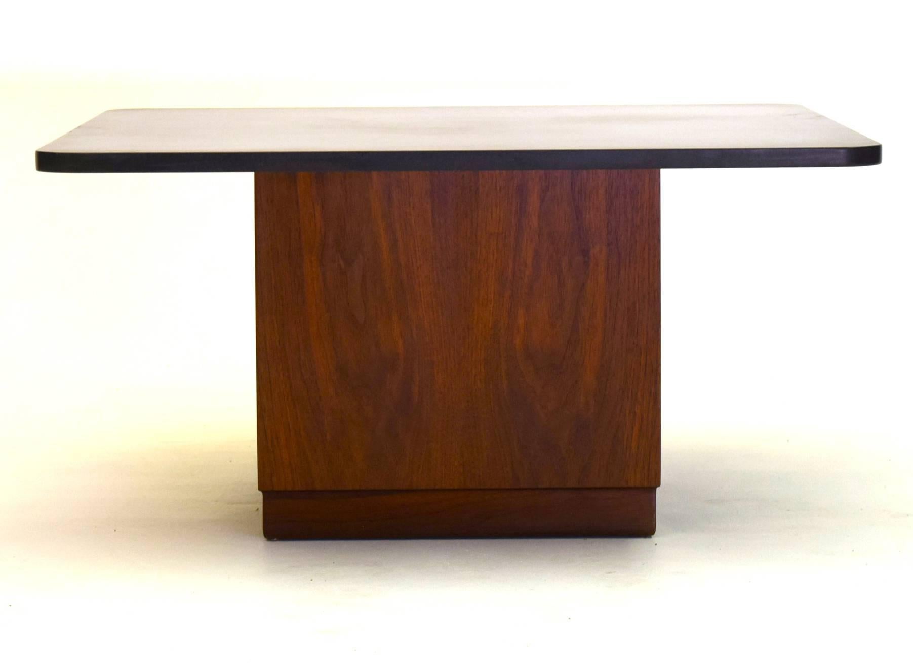 Produced in the 1960s and in near perfect condition we offer this ideal table by architect Fred Kemp of St. Louis who was a specialist with Minimalist designs.

Measures 16