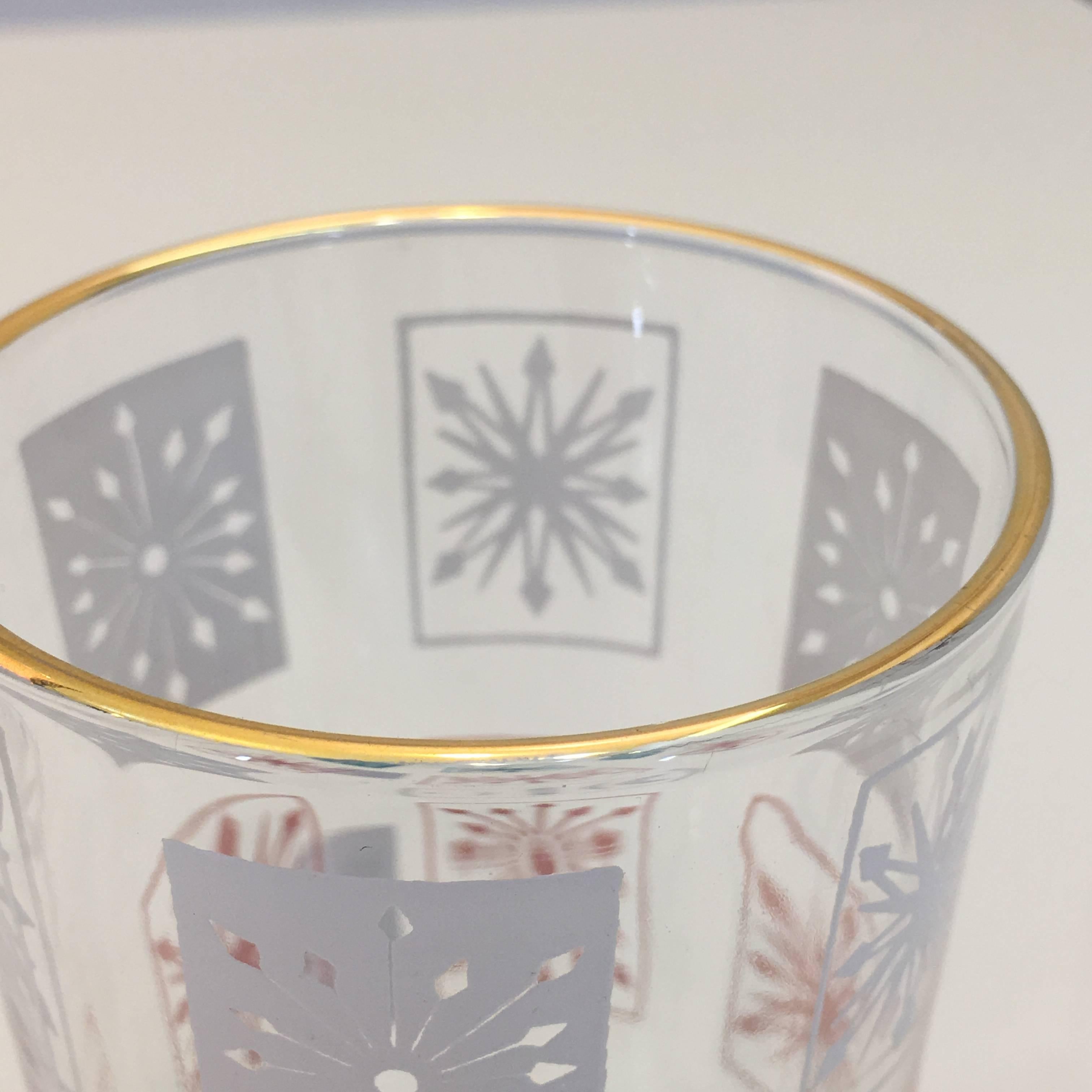 American Set of Eight Barware Tom Collins Glasses with Snowflake Motif For Sale