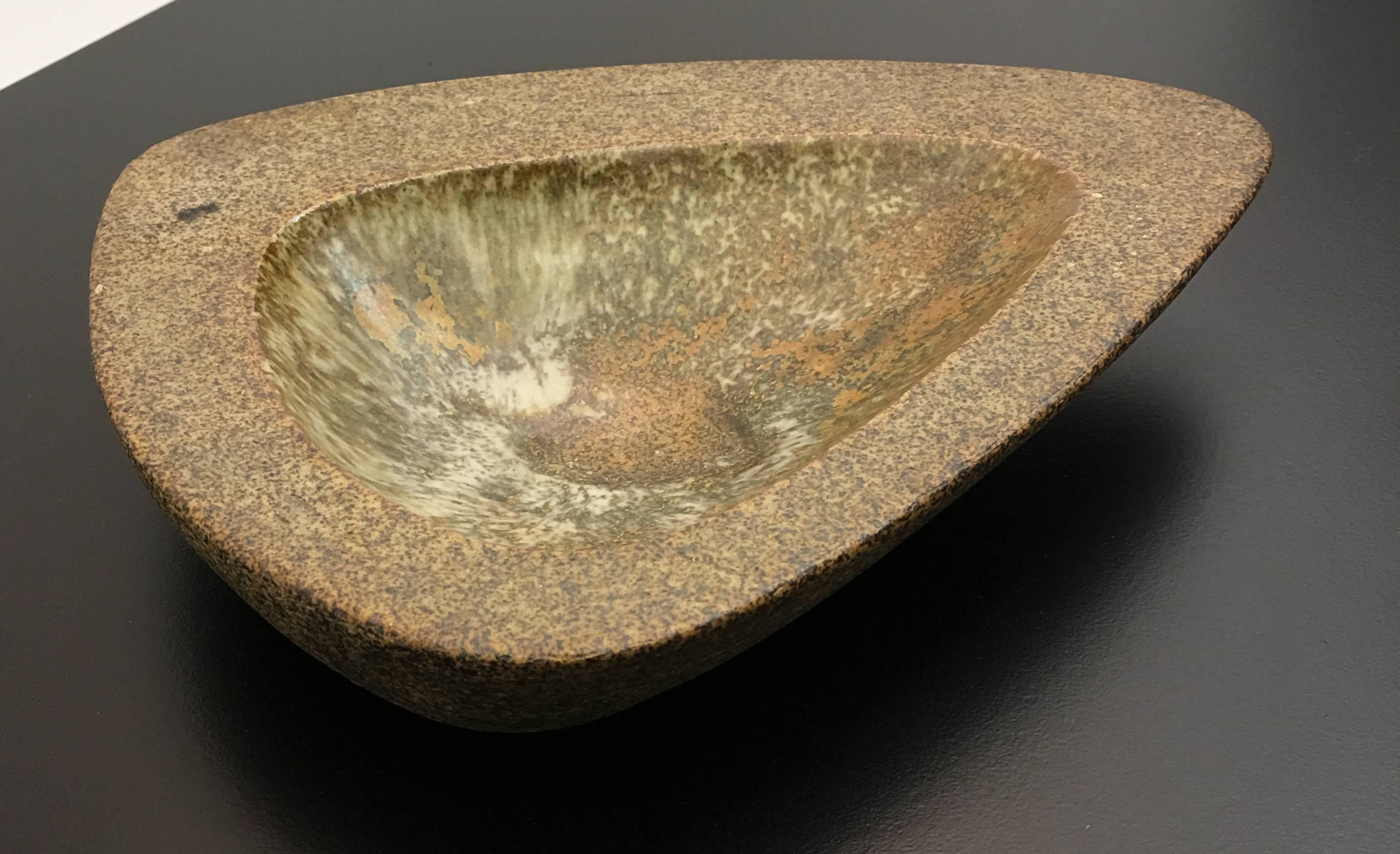 Mid-Century Modern Stoneware Bowl by Winslow Anderson, 1947 For Sale