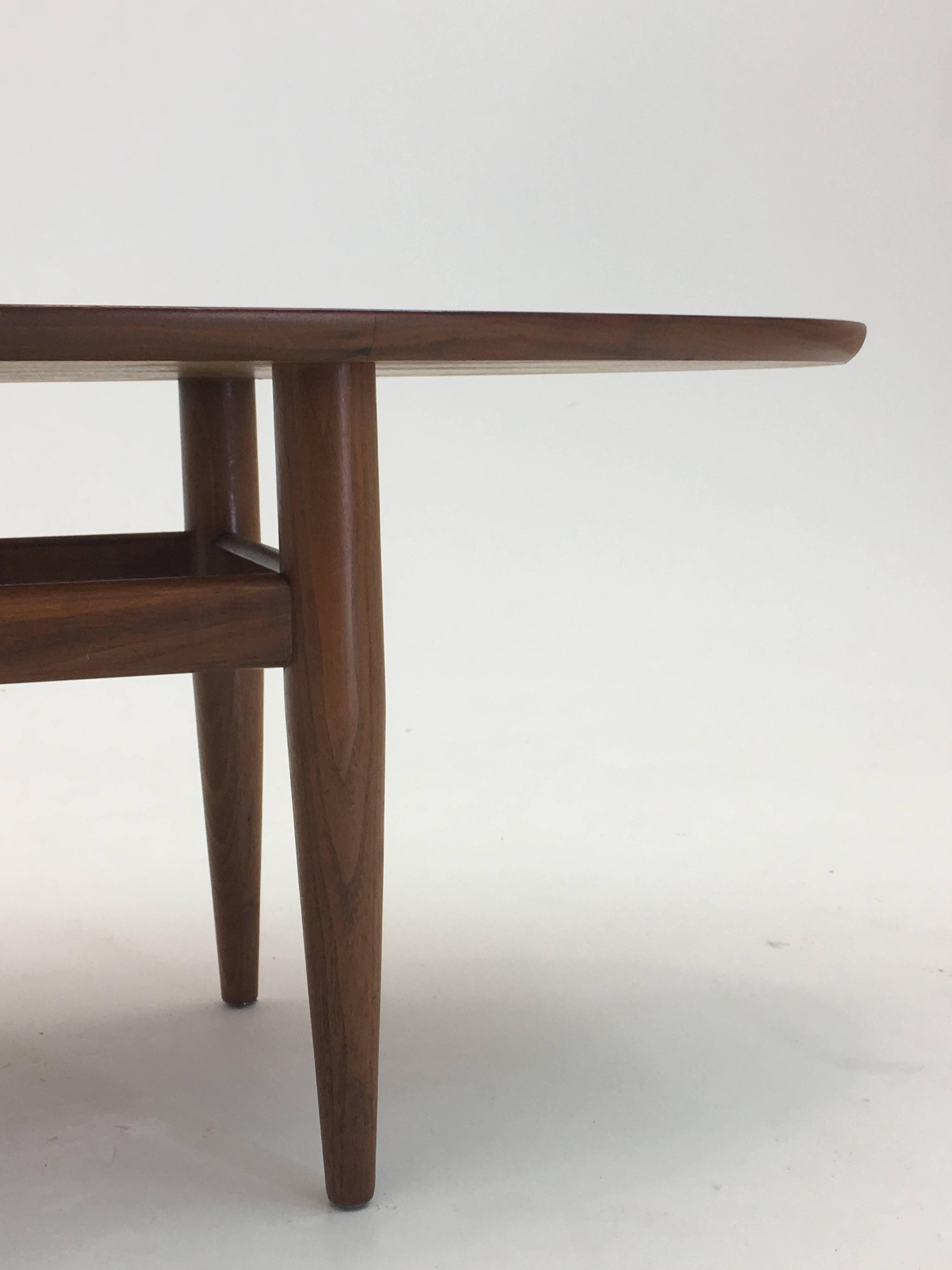 American Vintage Surfboard Cocktail Table by Henredon in Walnut