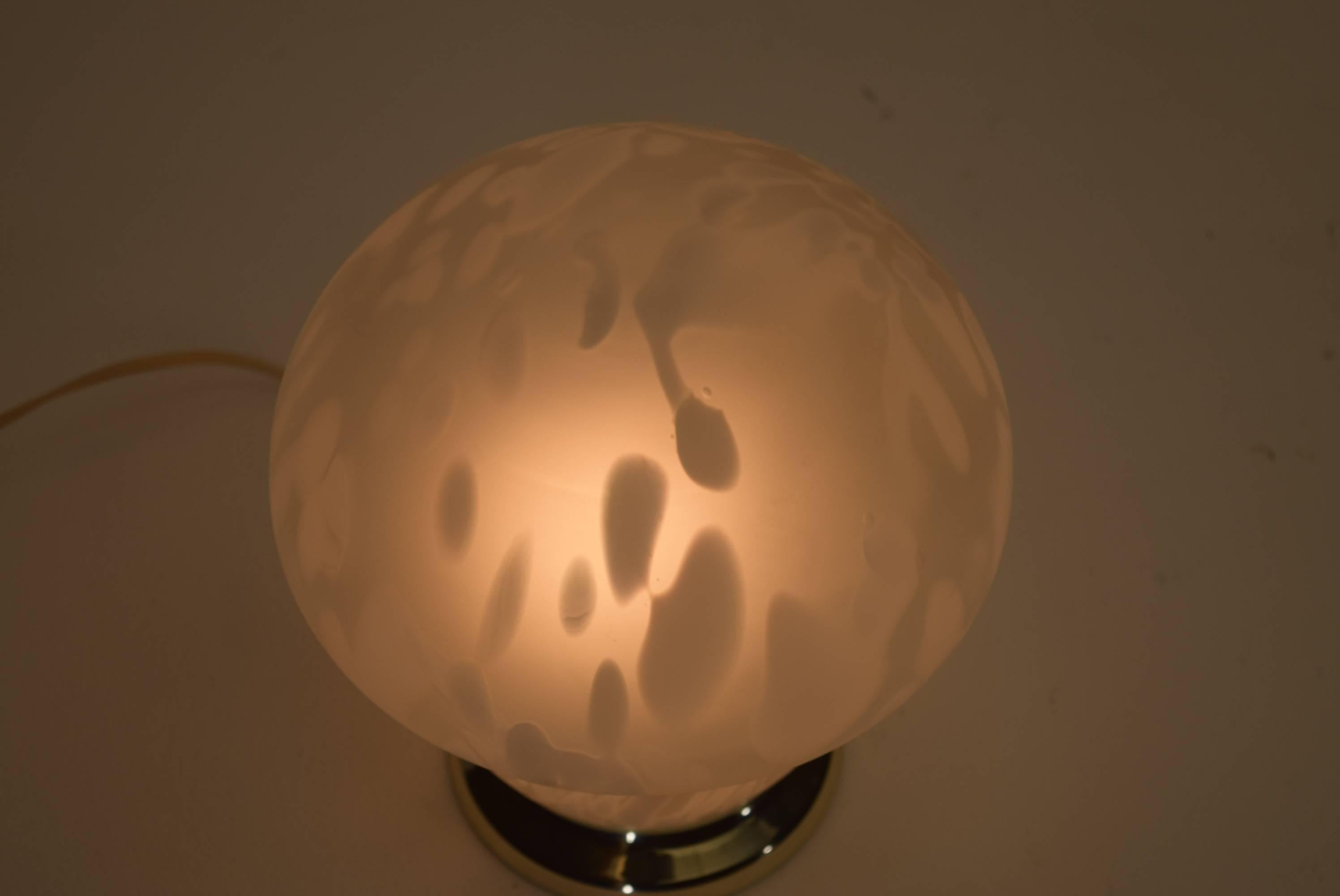 Murano Glass Mushroom Table Lamp from Italy, Handblown In Excellent Condition In South Charleston, WV
