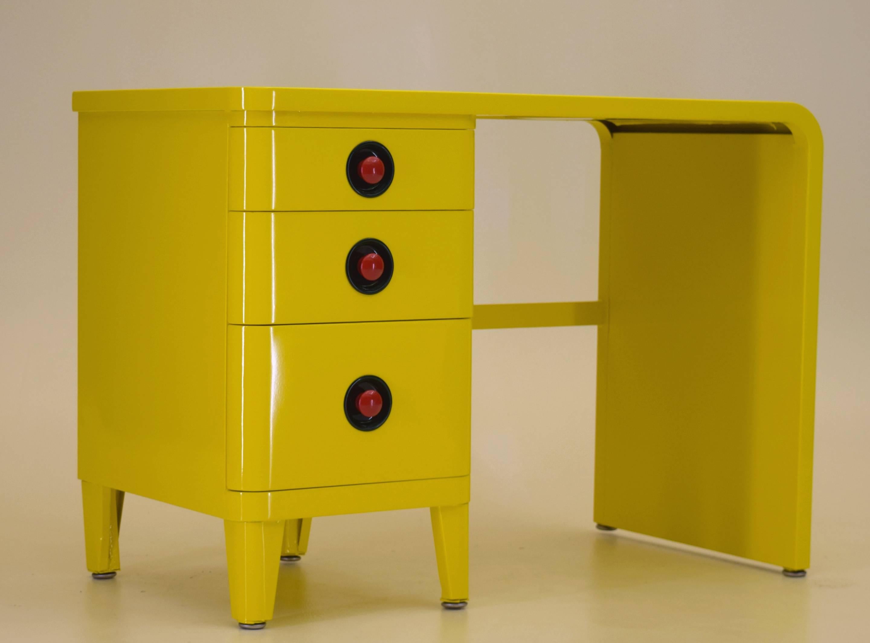 Art Deco Desk in Original Design Color and Production Norman Bel Geddes