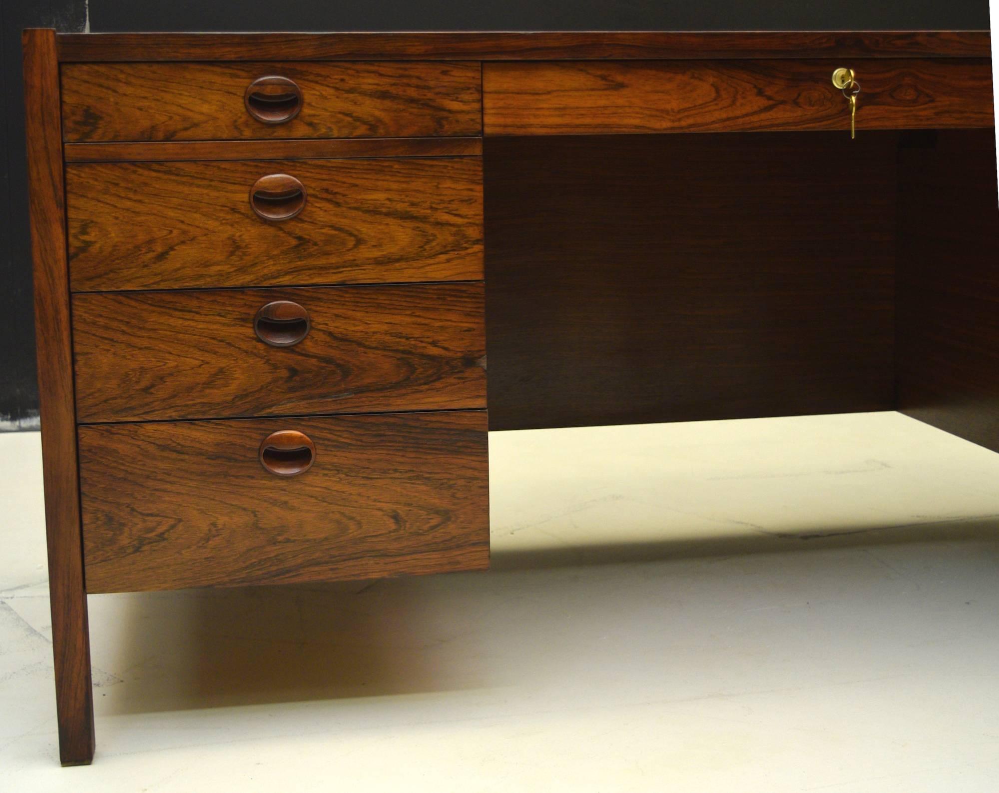 Bold All-Palisander Executive Desk and Return by Edward Wormley for Dunbar In Excellent Condition In South Charleston, WV