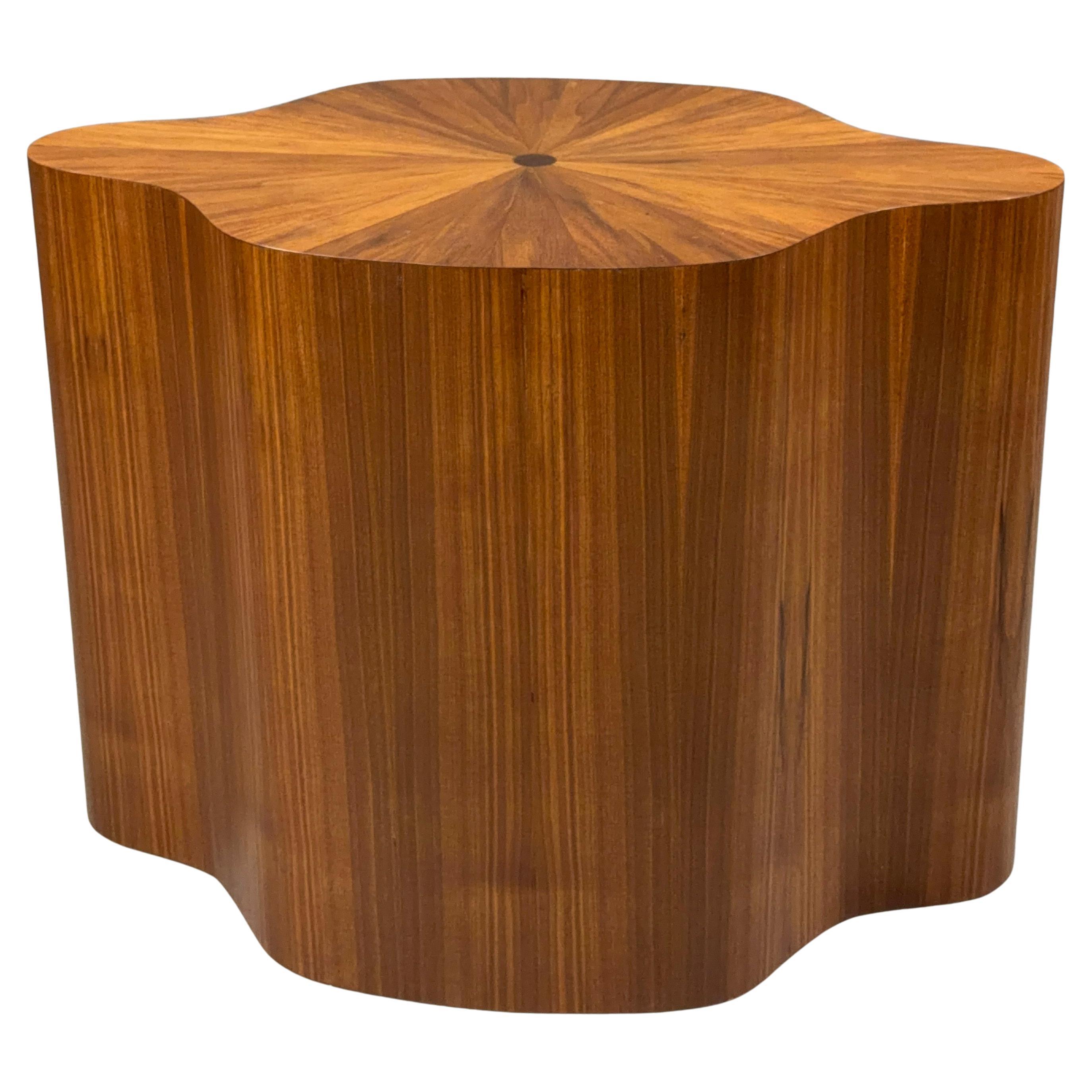 Emergence Collection original radial base for dining table For Sale