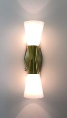Coppia di lampade da parete vintage a forma di papillon di Virden Lighting