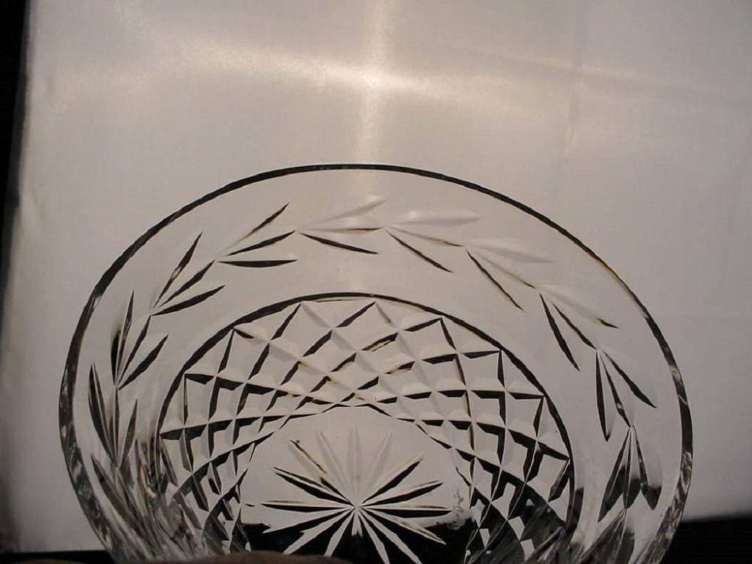 
CHINA FINDERS 

China, Crystal, Flatware and Collectible Matching Service is offering ONE (1) 

WATERFORD crystal GLANDORE pattern 32 oz. PITCHER

in great condition free from chips, cracks, break or stain and show minimal wear.

•