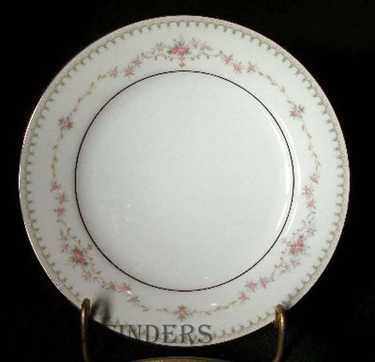 NORITAKE china FAIRMONT 6102 pattern 62-piece SET SERVICE for