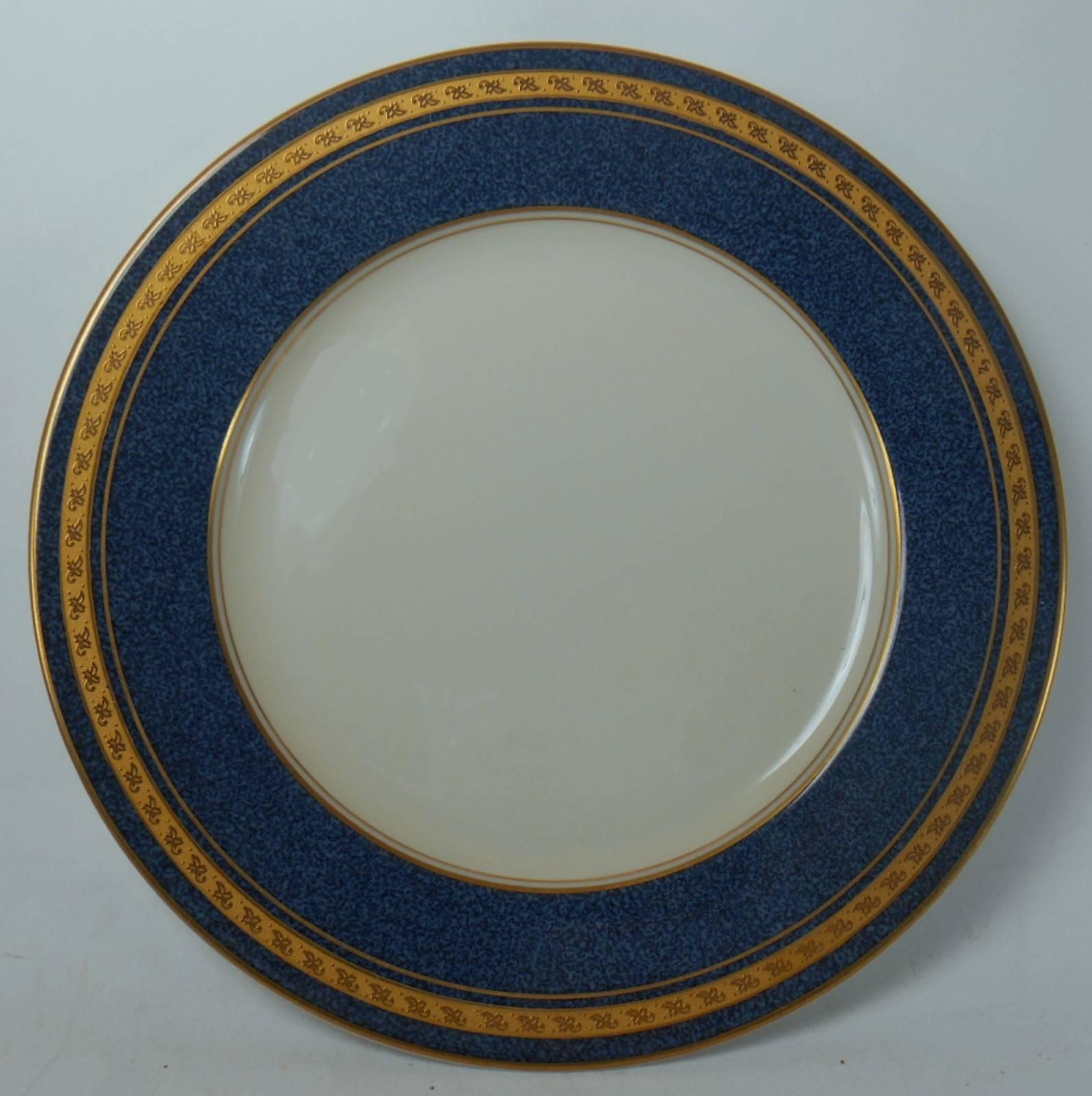 Japanese Mikasa China Imperial Lapis L2826 60-Pieces Set Service for 12