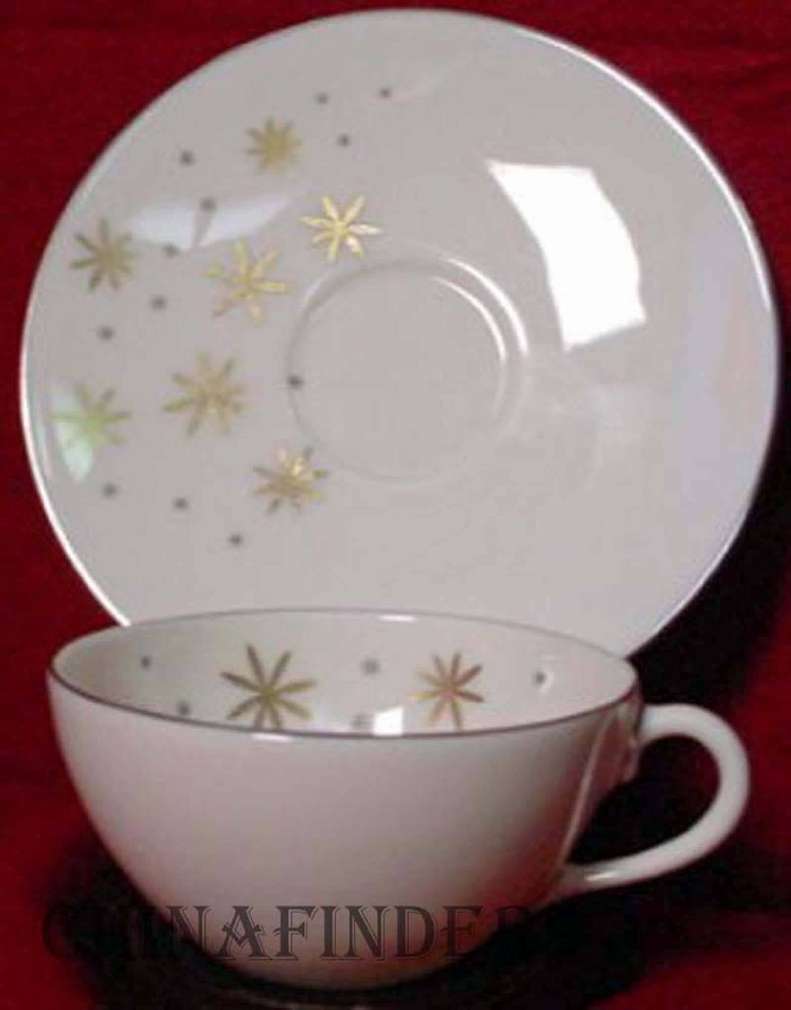 LENOX china ALARIS A501 pattern 55-pc SET SERVICE for TWELVE (12) In Excellent Condition For Sale In St. Petersburg, FL