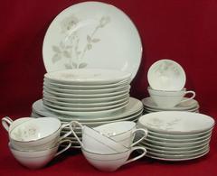 NORITAKE china MELROSE 6002 pattern 40-pc SET SERVICE for EIGHT