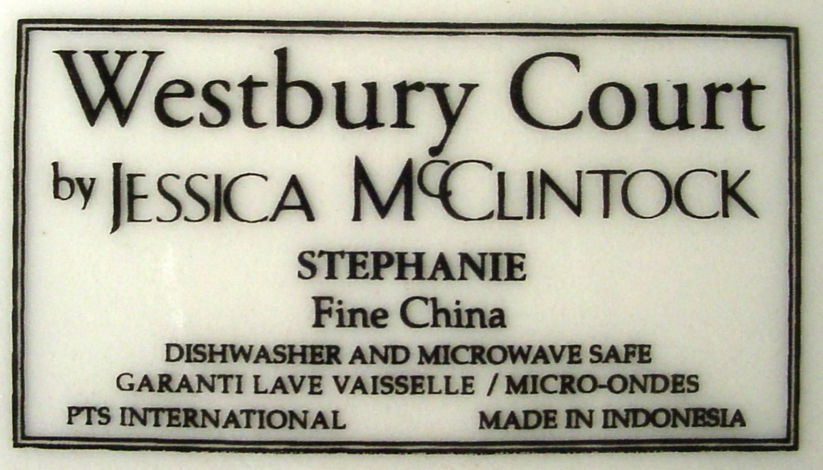 Westbury Court China Stephanie Pts International 20-Piece Set Service for Four In Excellent Condition For Sale In St. Petersburg, FL