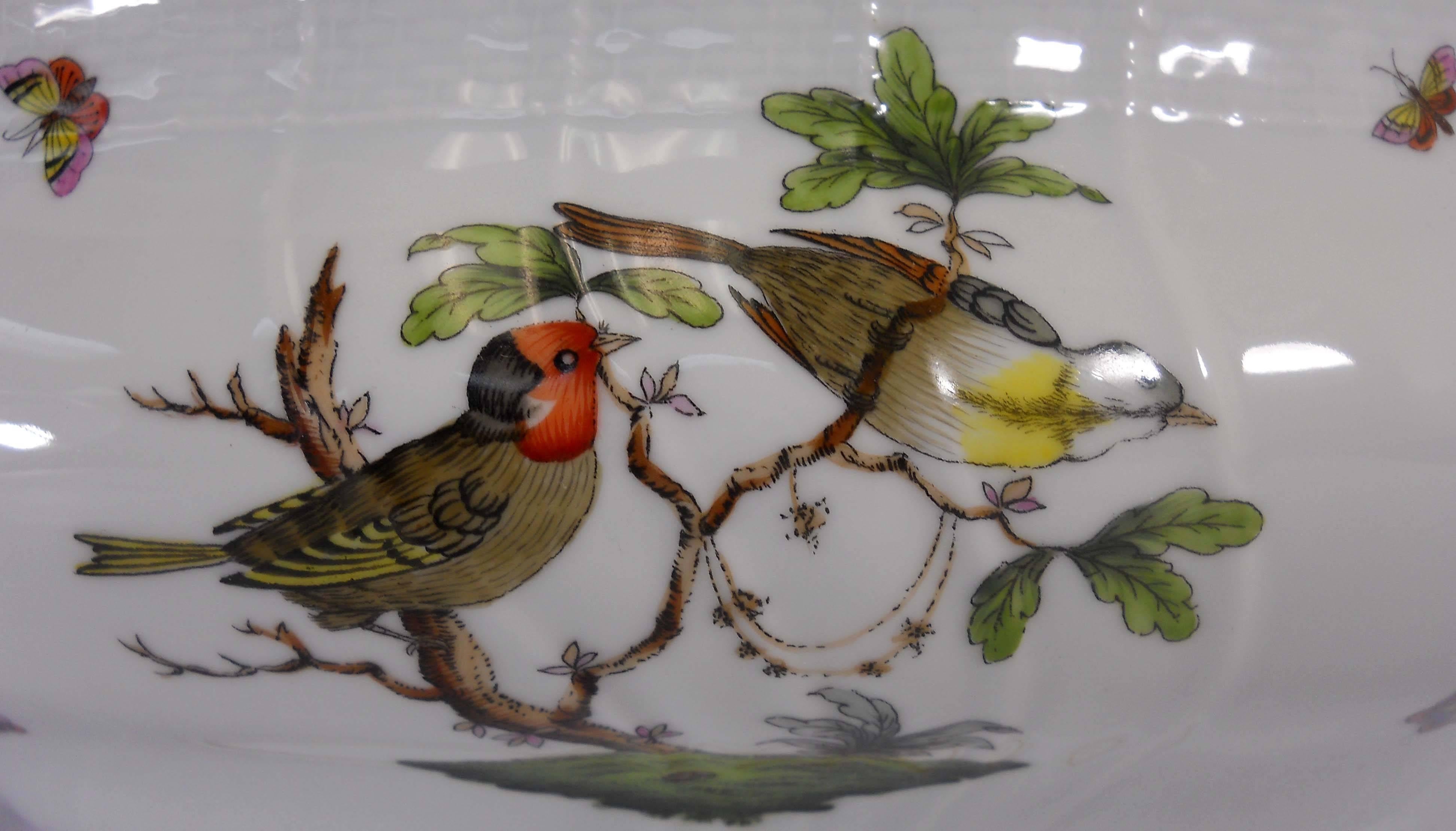 20th Century Herend Porcelain Rothschild Bird Pattern Hand-painted 3qt. Soup Tureen