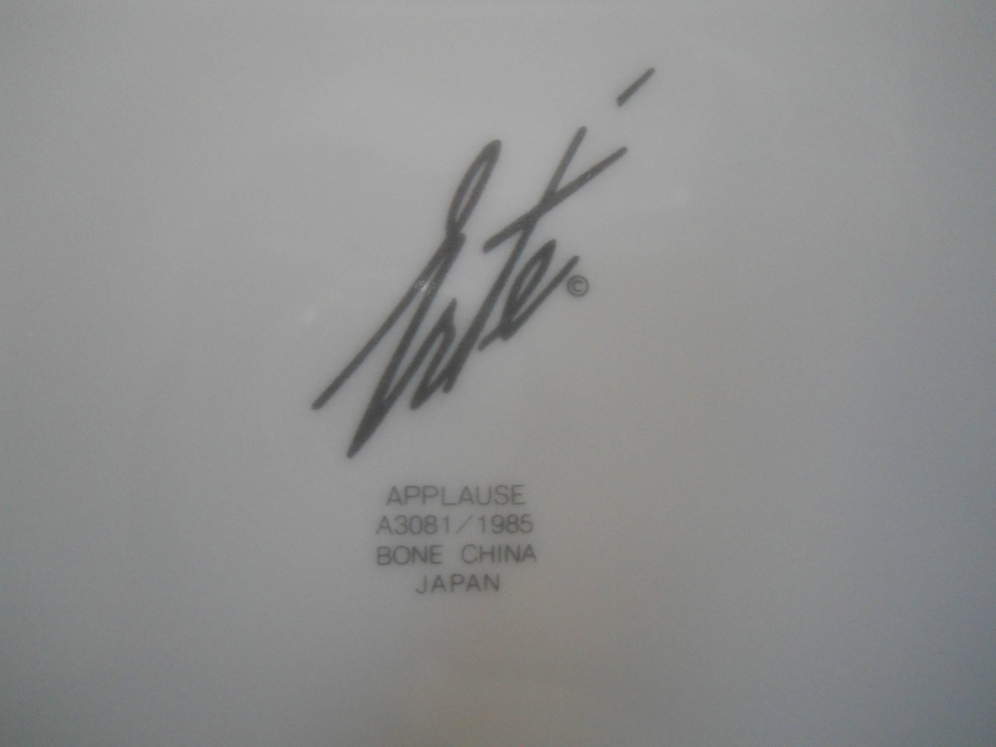 Japanese Erte' APPLAUSE A3081 Bone china MIKASA Collectors Plate 