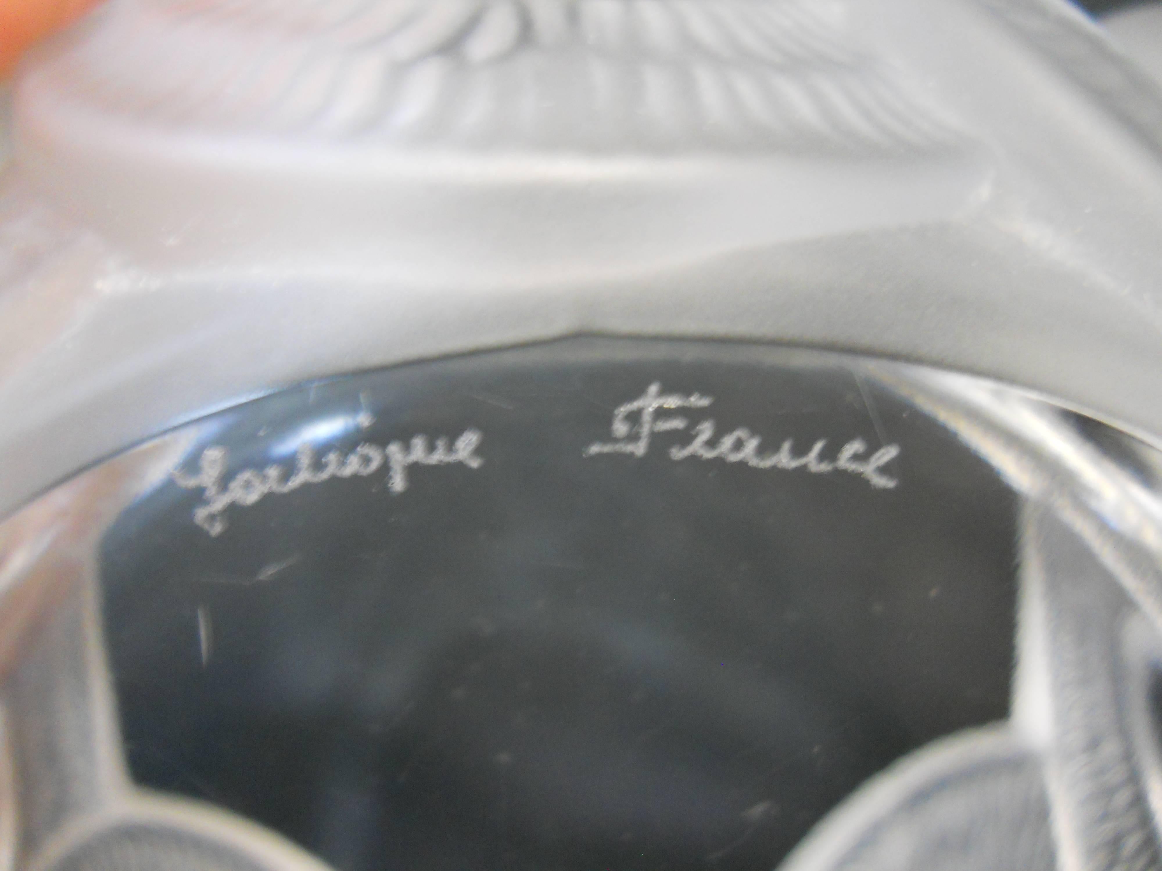 Lalique Gao Cendrier or Ashtray or Decrotive Bowl, Hand Signed Lalique In Excellent Condition In St. Petersburg, FL