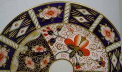 ROYAL CROWN DERBY china TRADITIONAL IMARI 2451 patttern DESSERT PLATE 7-1/8"