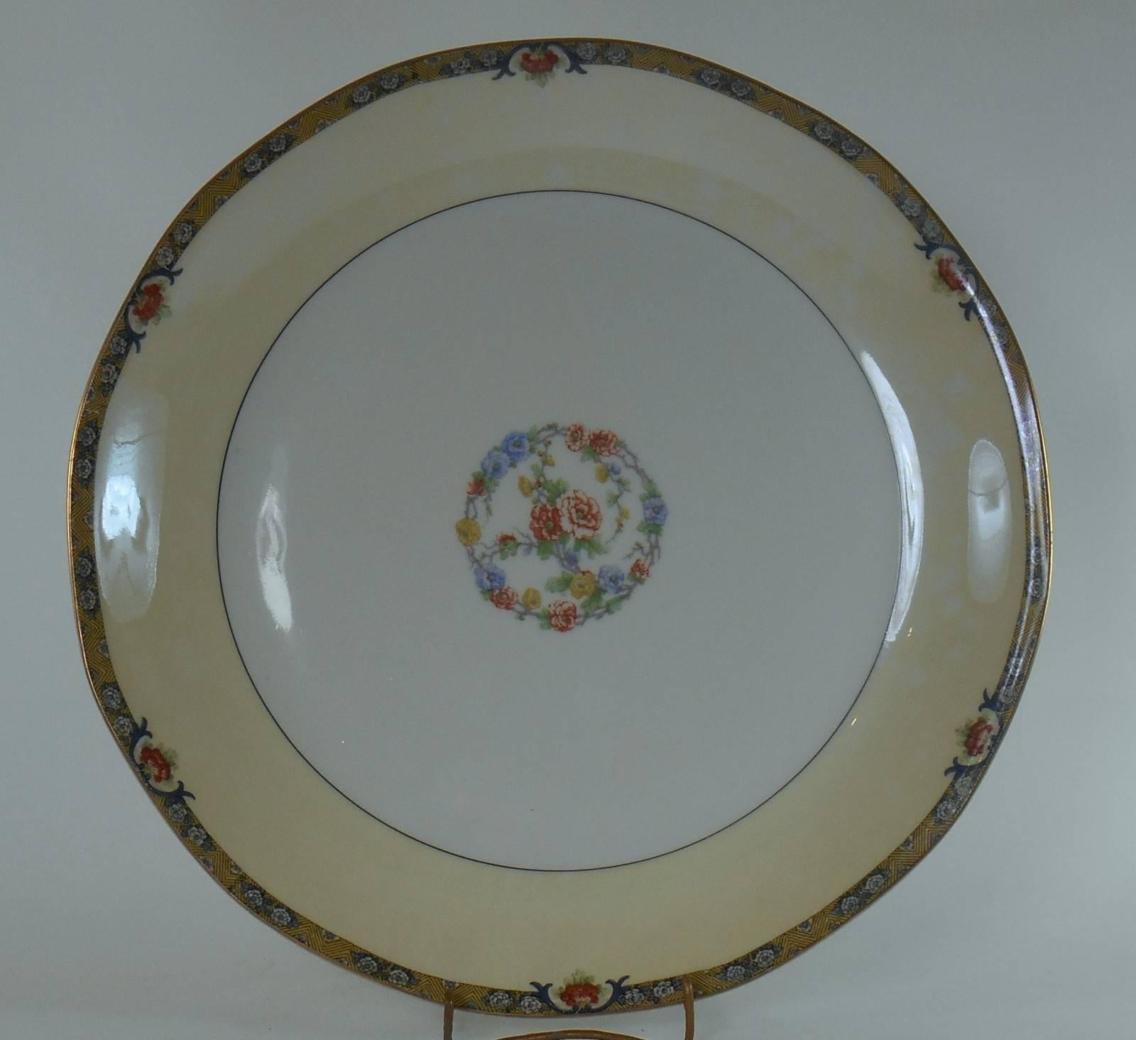 Haviland Limoges France Chenonceaux 46-Piece Set, Cup Dinner Salad Bread In Excellent Condition In St. Petersburg, FL