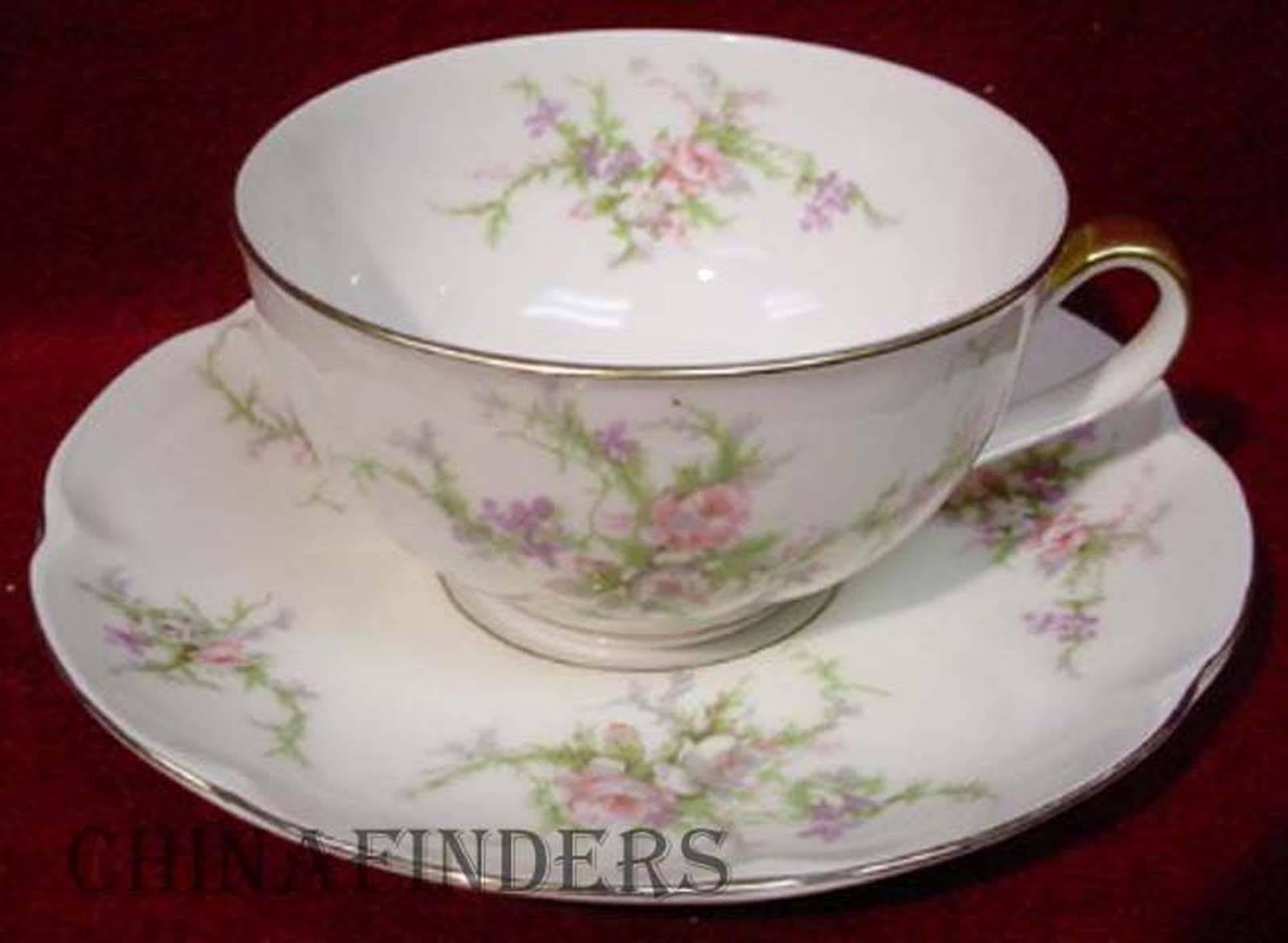 Haviland China New York Rosalinde Pattern 53-Piece Service for Twelve In Excellent Condition In St. Petersburg, FL