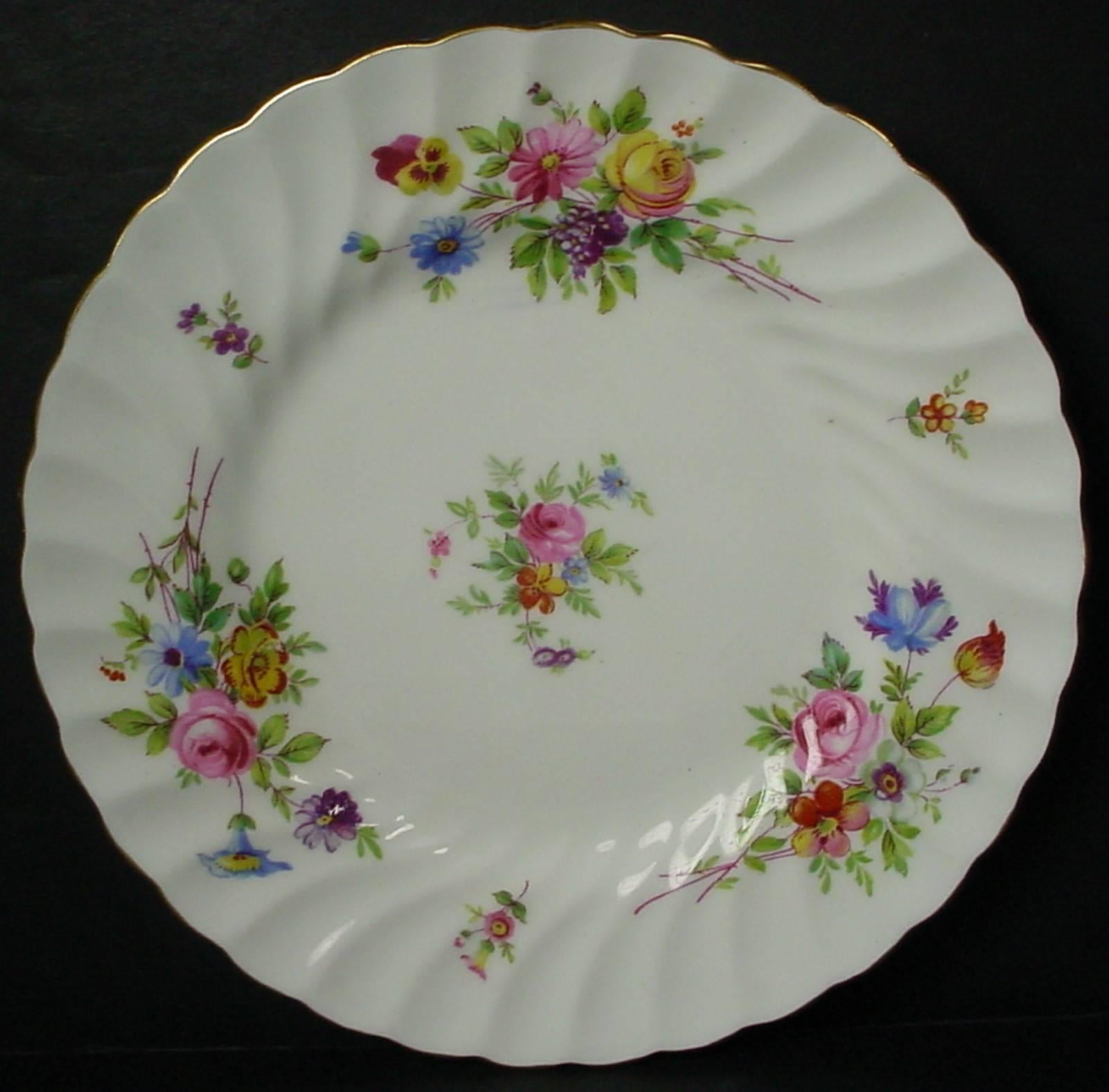 CHINA FINDERS

China, Crystal, Flatware and Collectible Matching Service is offering ONE (1) 

MINTON china MARLOW S309 pattern 60-piece SET SERVING for 12 TWELVE

in great condition free from chips, cracks, break, stain, or discoloration and