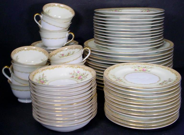 NORITAKE china LOIS 677 pattern 72-pc SET SERVICE for TWELVE (12) For Sale