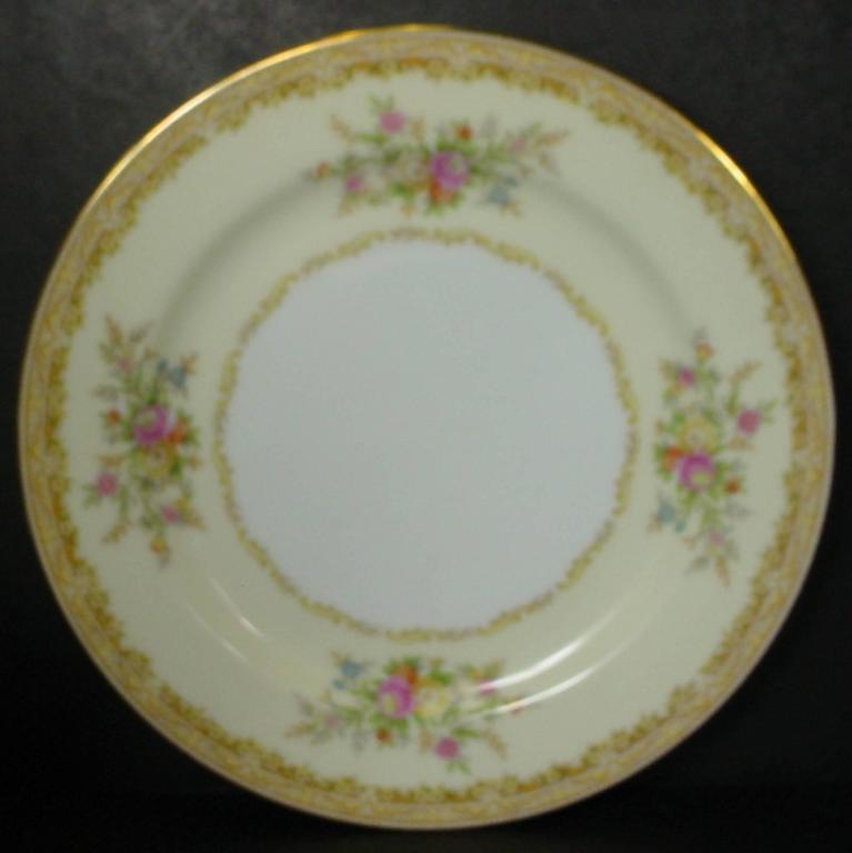 NORITAKE china LOIS 677 pattern 72-piece SET SERVICE for TWELVE

in great condition free from chips, cracks, break, stain, or discoloration and with only a minimum of use.

          • Includes TWELVE (12) each Cup, Saucer, Dinner Plate, Salad