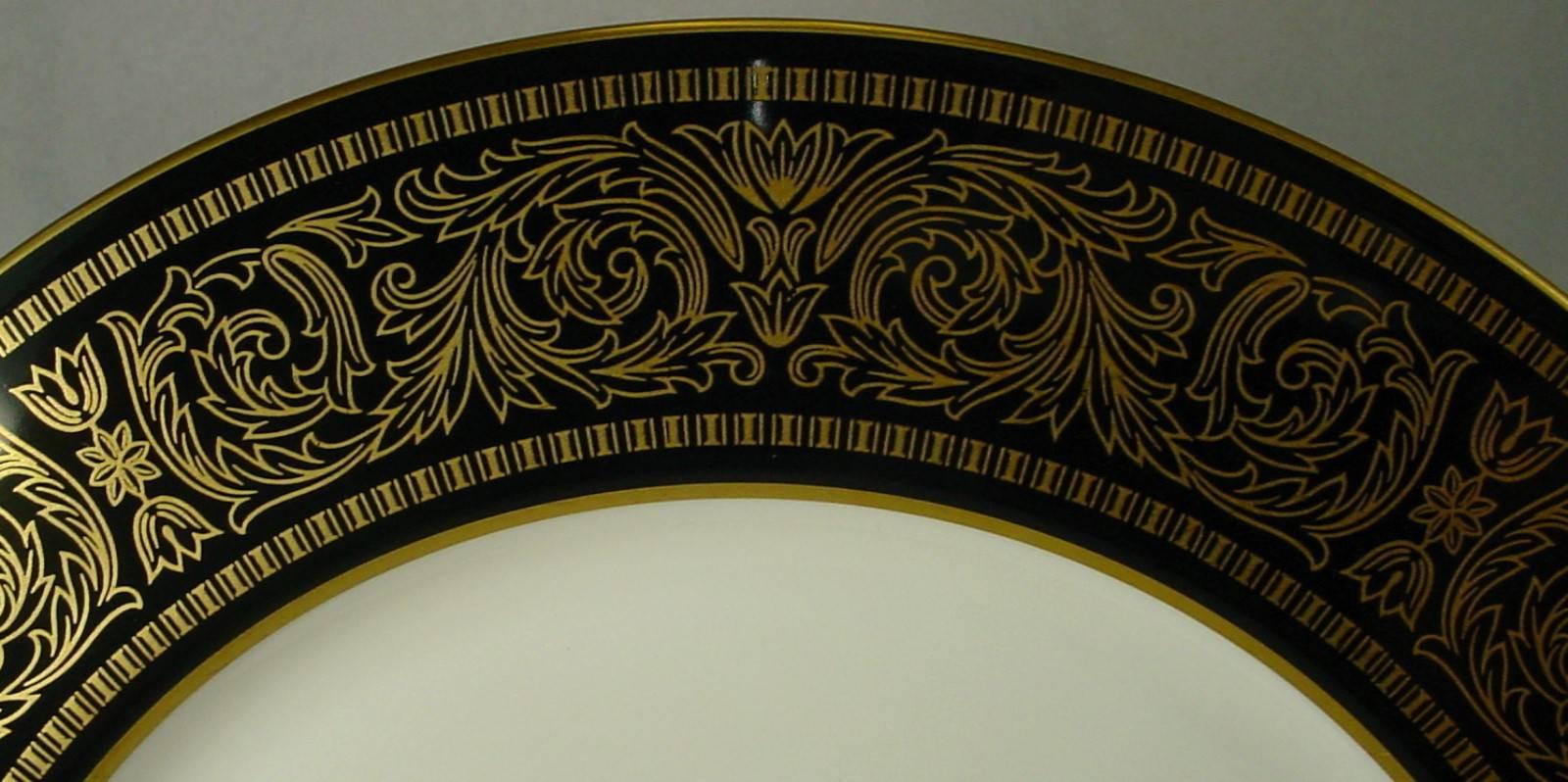 Mikasa China Mount Holyoke A1-114 Pattern 91-Piece Set Service for 12 + Serving 2