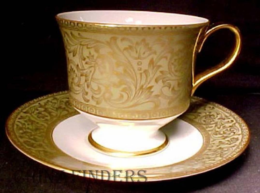 SANGO china VERSAILLES 3632 pattern 84-piece SET SERVICE for TWELVE For Sale 1