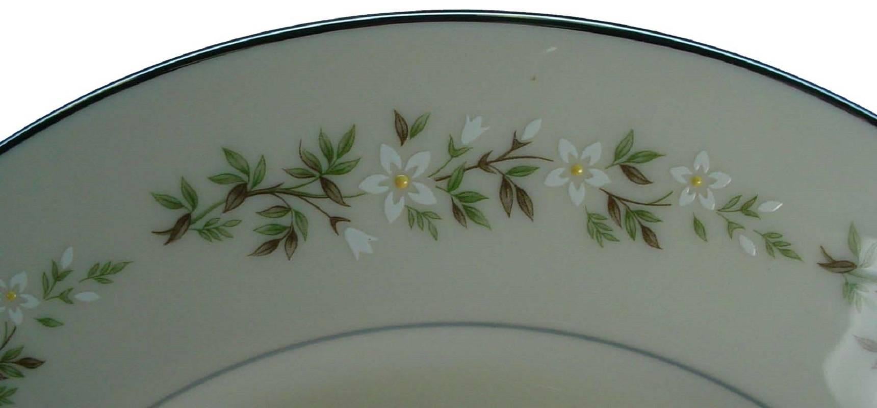 American Lenox China Brookdale Pattern 58-Piece Set Service 12, 2 Sau
