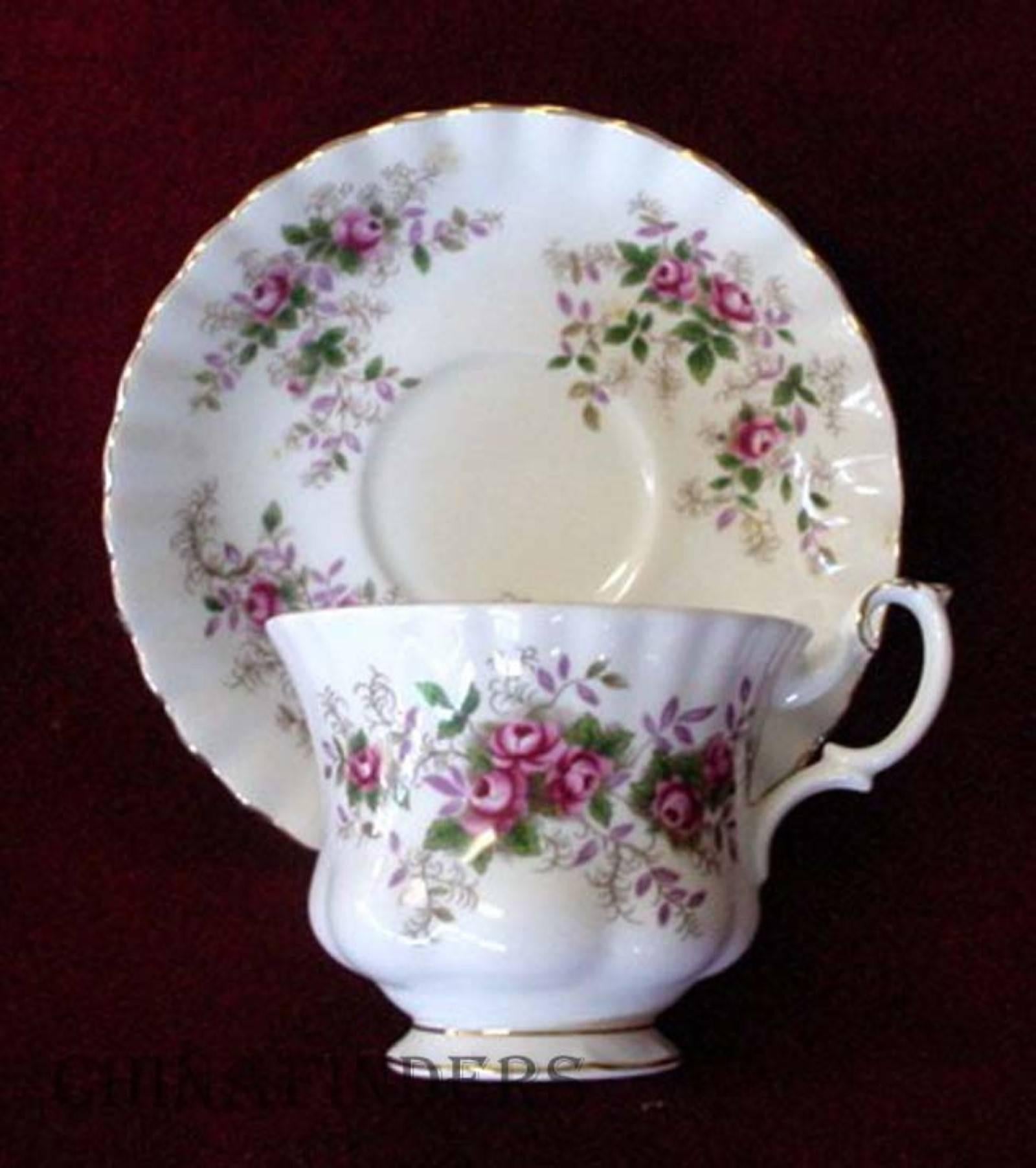 Royal Albert China Lavender Rose Pattern 59-Pc Set Service for Eight Plus Extras 2