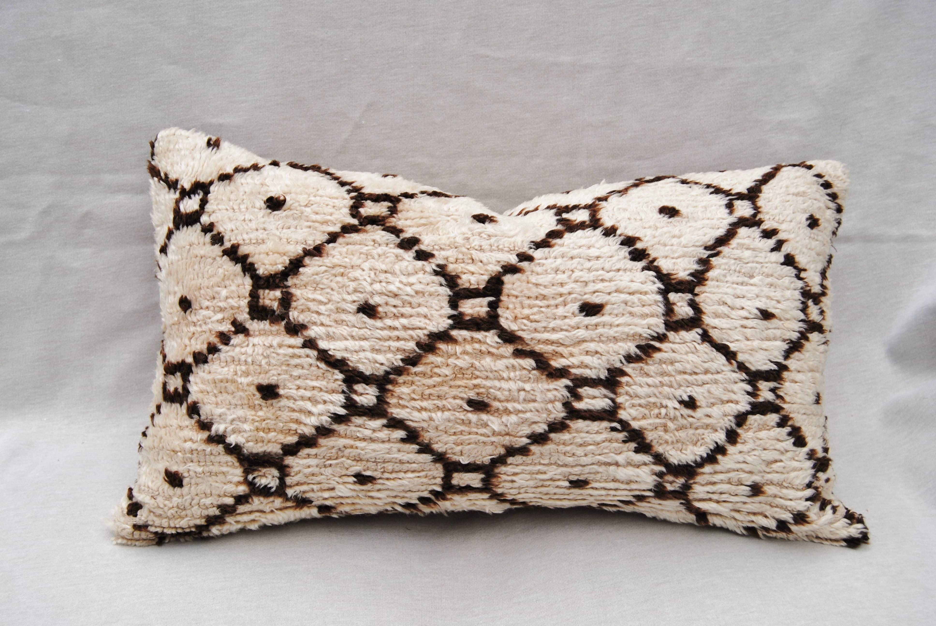 Vintage Hand-Loomed Wool Moroccan Beni Ouarian Pillow, Cream and Brown 1