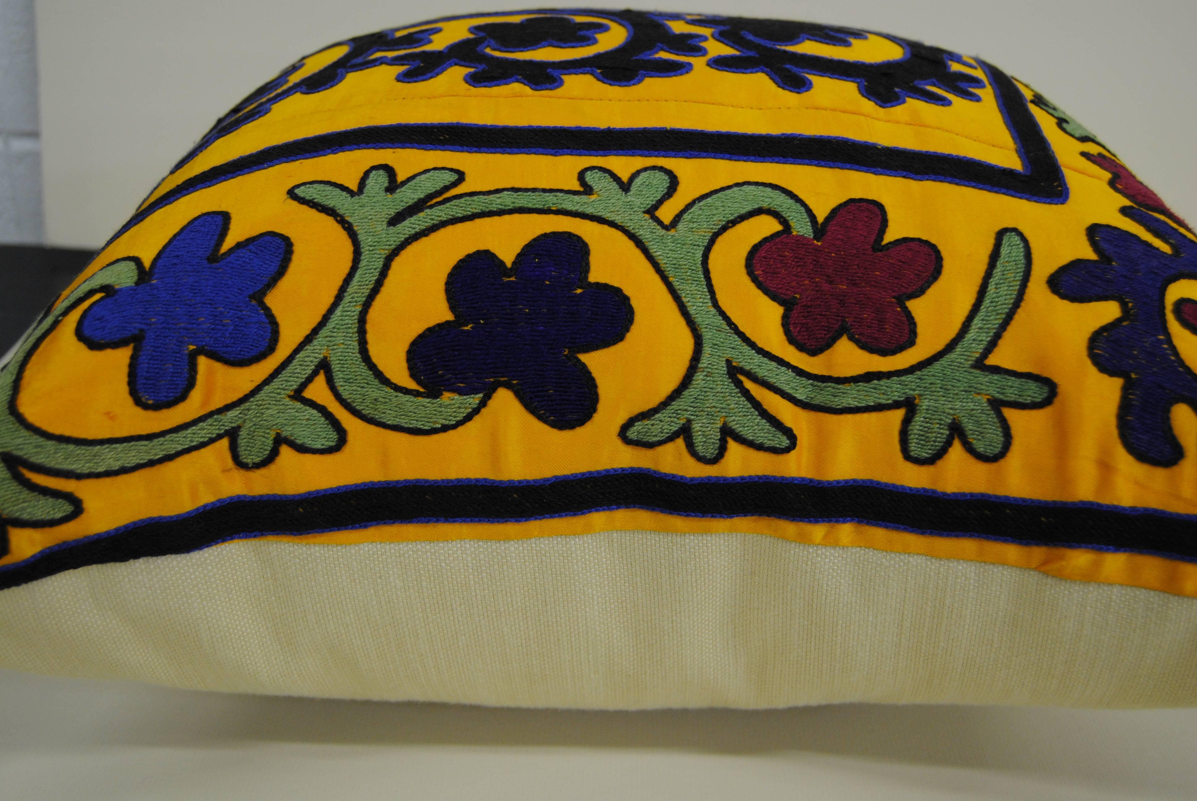 Hand Embroidered Silk or Cotton Uzbekistan Textile Pillow In Excellent Condition For Sale In Glen Ellyn, IL