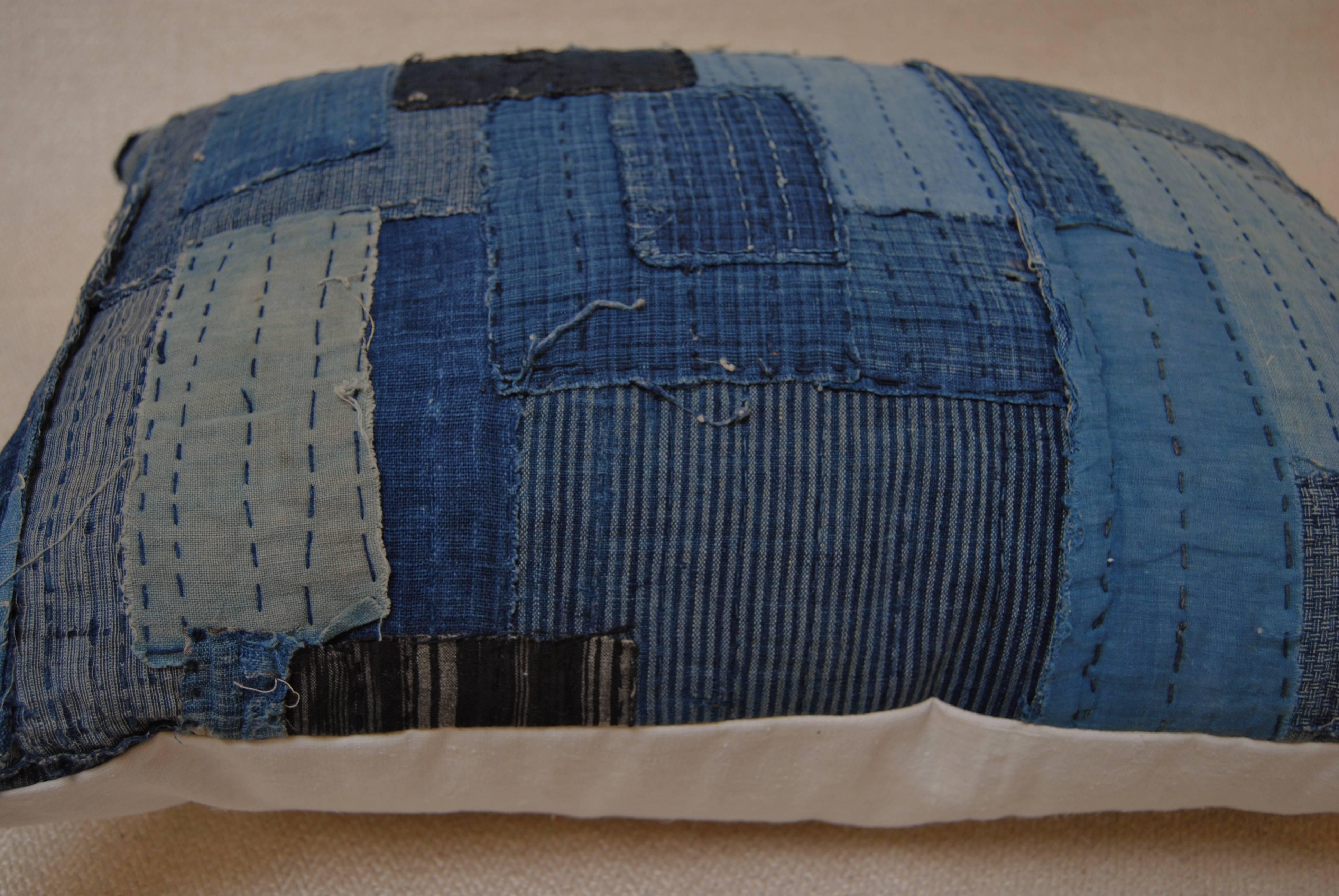 Antique Japanese Boro Pillow, Indigo Cotton with Sashiko Stitching In Good Condition In Glen Ellyn, IL