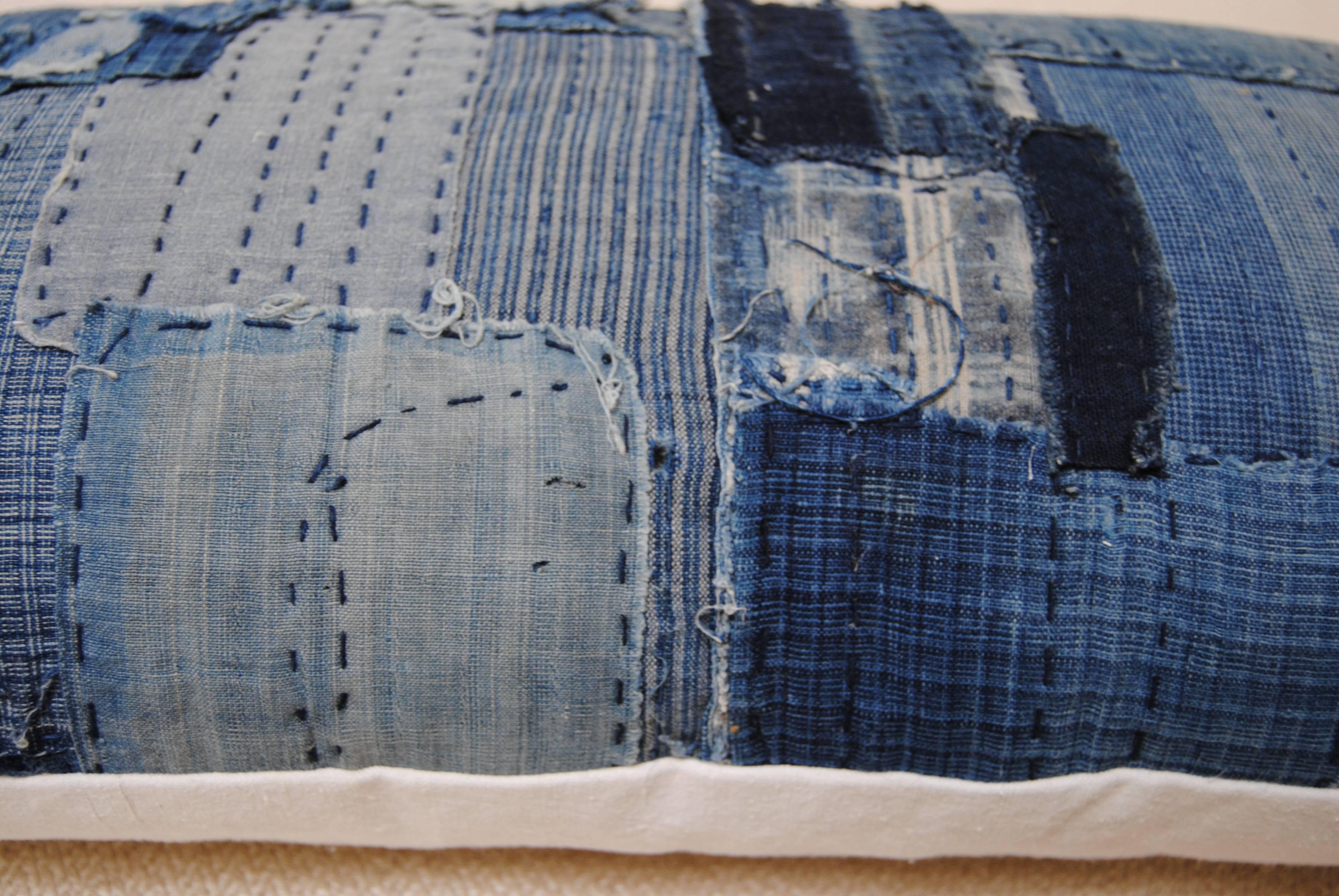 Antique Japanese Boro Pillow, Indigo Hand Loomed Cotton with Sashiko Stitching In Good Condition In Glen Ellyn, IL