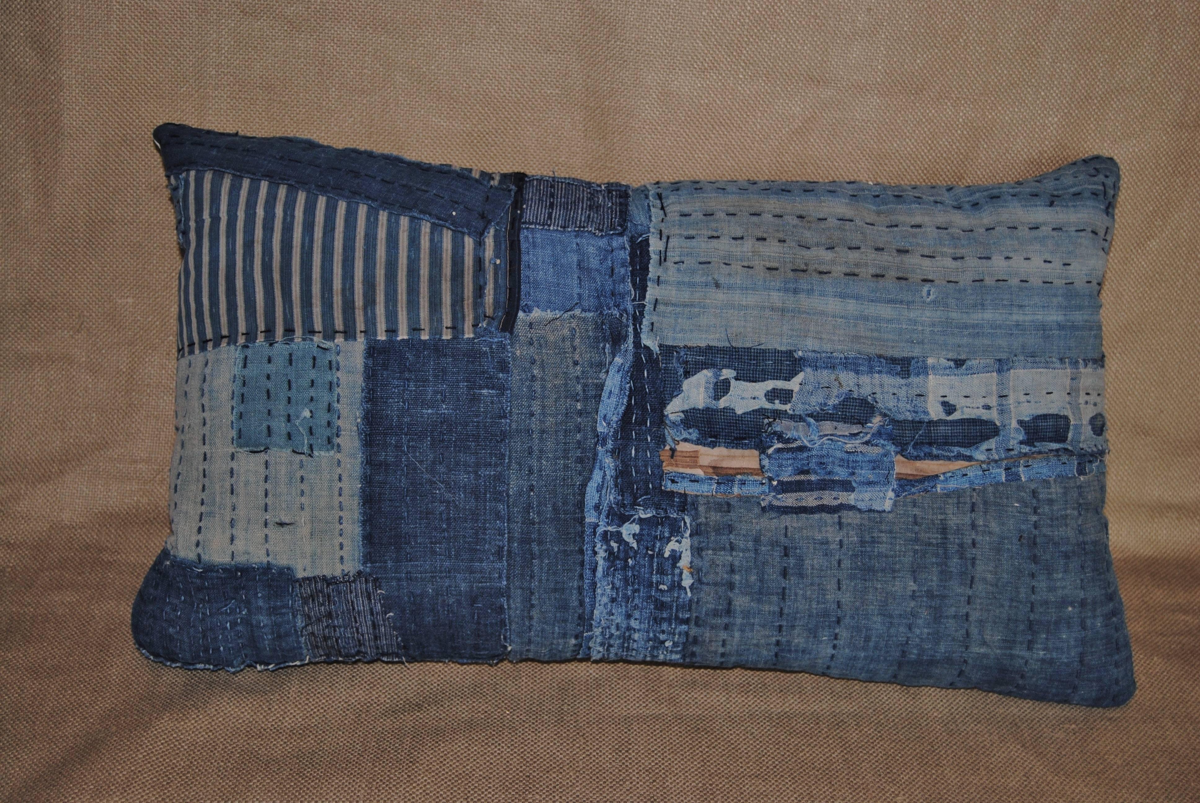 20th Century Japanese Antique Indigo Hand Loomed Cotton Boro Pillow with Sashiko Stitching For Sale