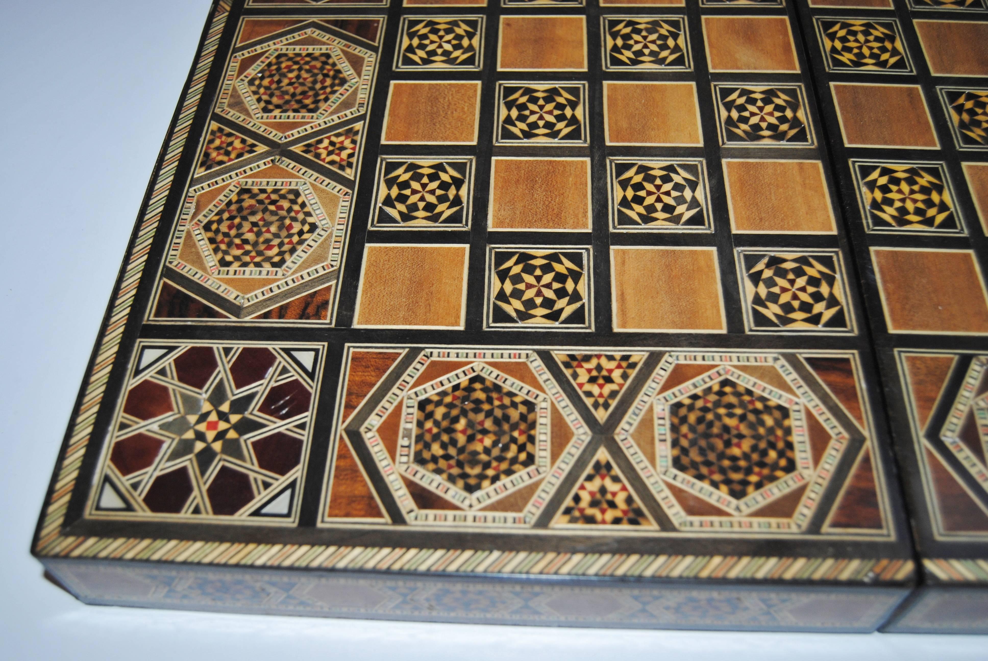 Syrian Handcrafted Backgammon/Chess Board with Inlaid Mother-of-Pearl In Excellent Condition In Glen Ellyn, IL