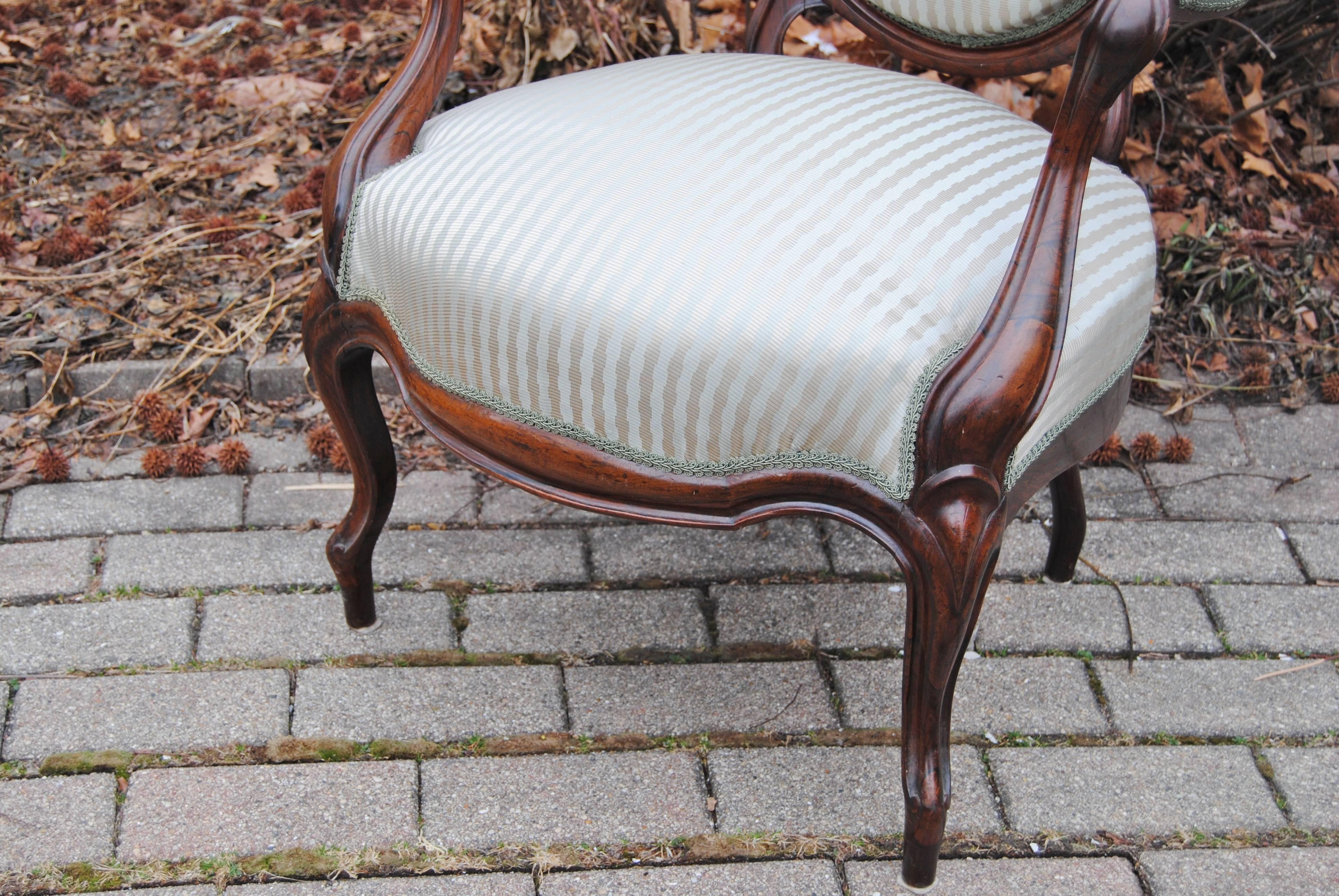 Antique European Rosewood Chair, Newly Upholstered in Scalamandre Silk Stripe For Sale 3
