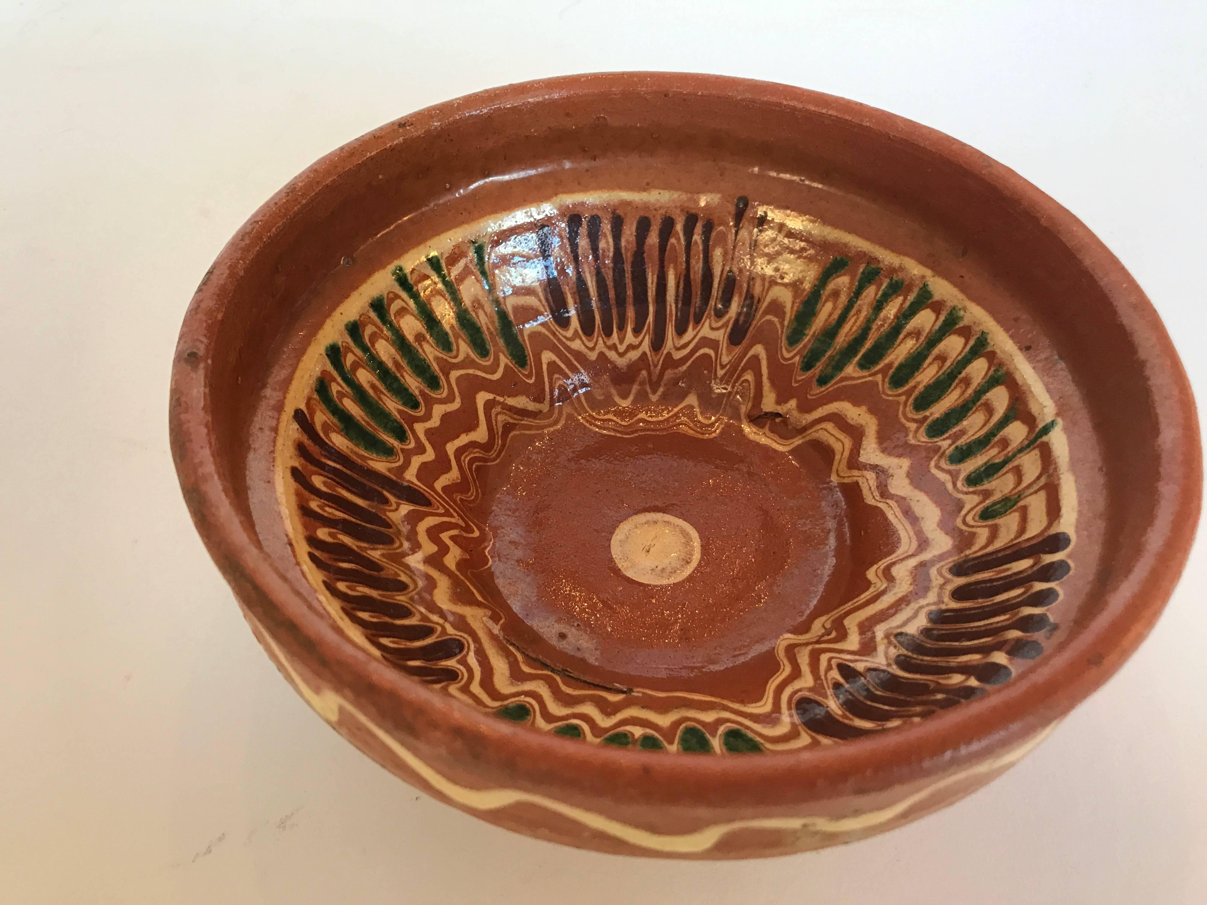Transylvania Vintage Pottery, Hand-Painted Redware with Folk Art Designs In Excellent Condition For Sale In Glen Ellyn, IL