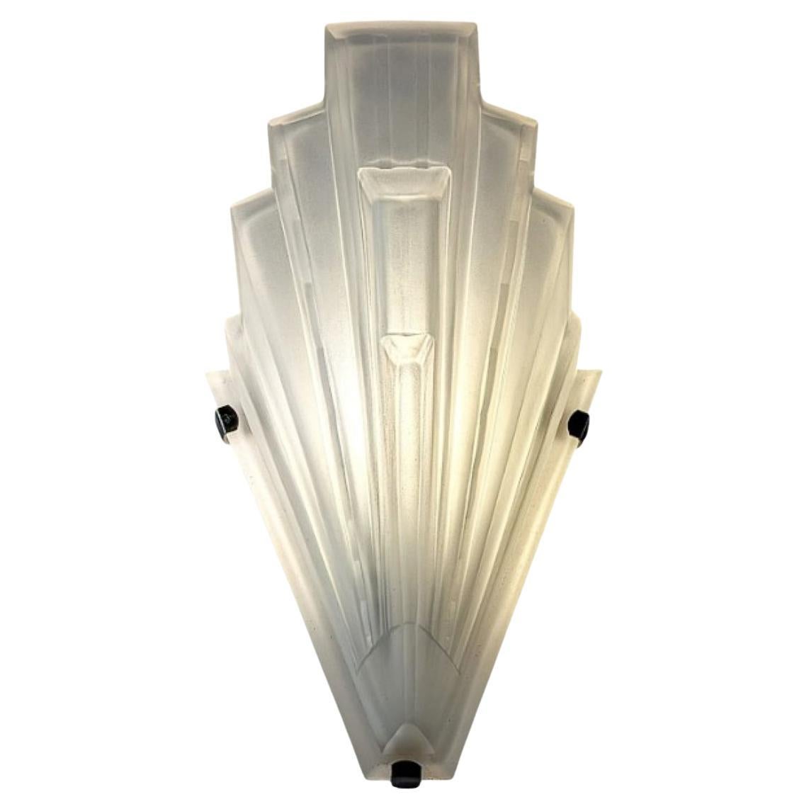 Pair of French Art Deco Wall Sconces by Sabino (small version)