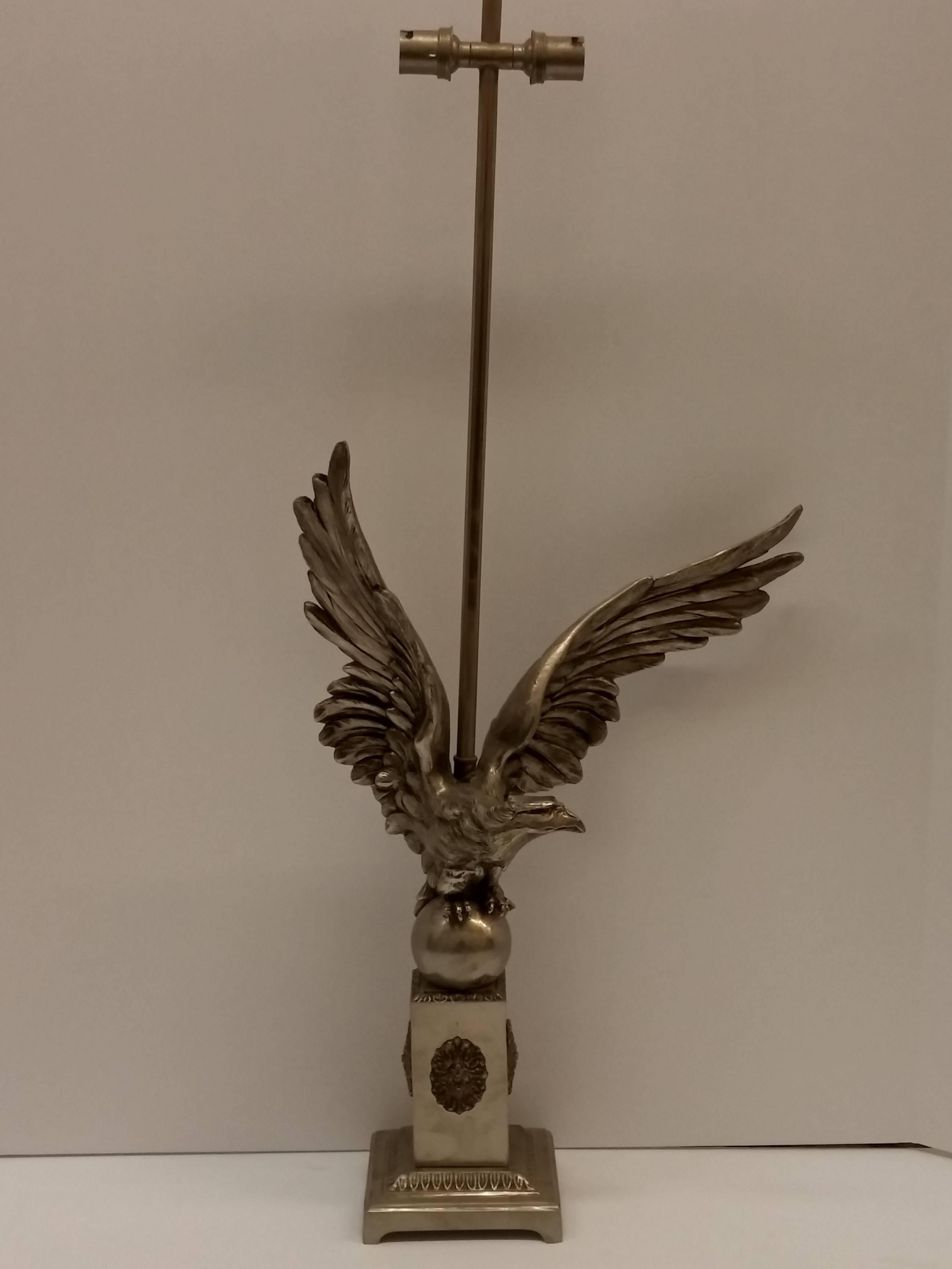 20th Century French Art Deco Eagle Table Lamp For Sale