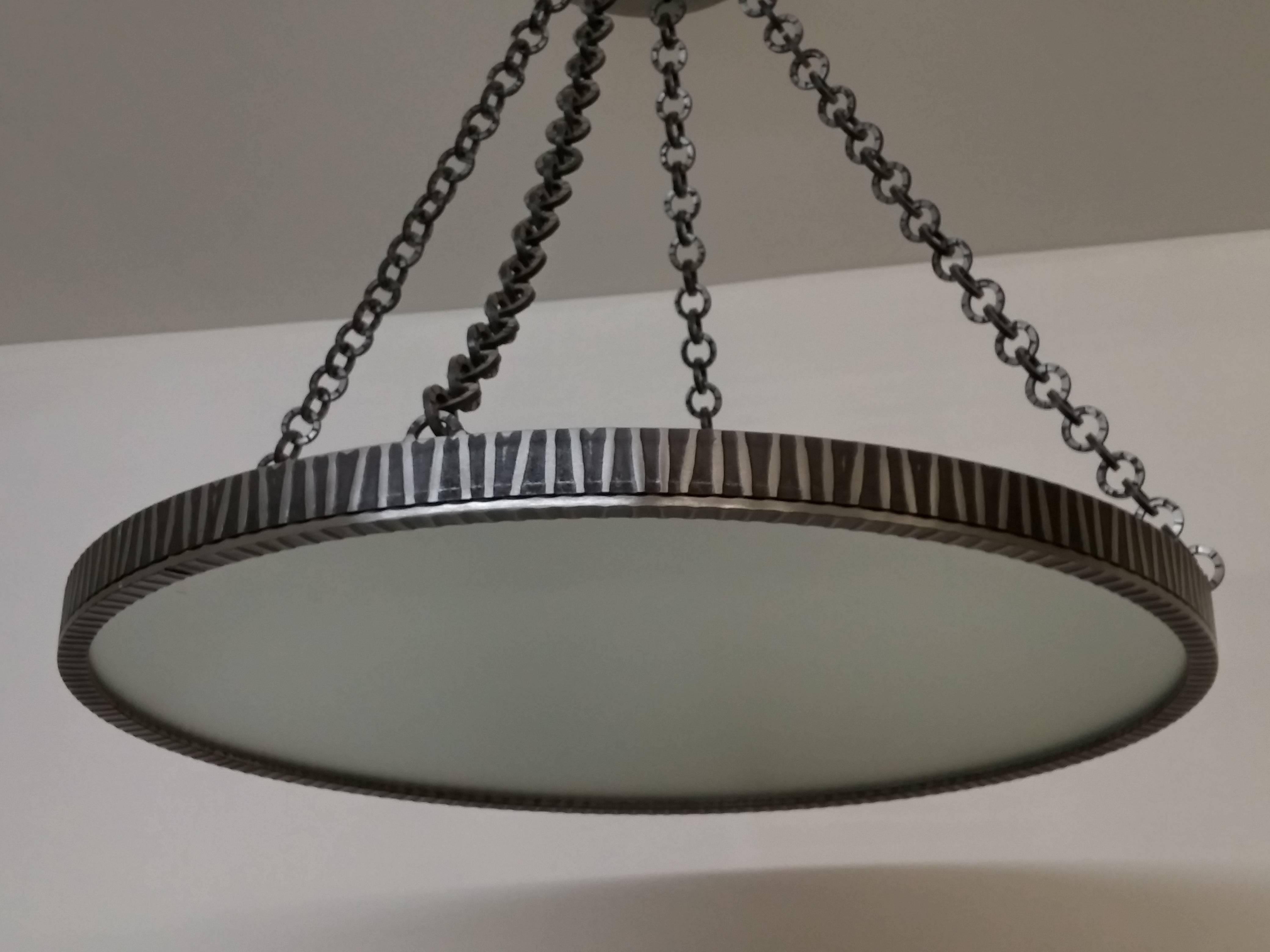 Art Déco Lampadario moderno in ferro Worout in vendita