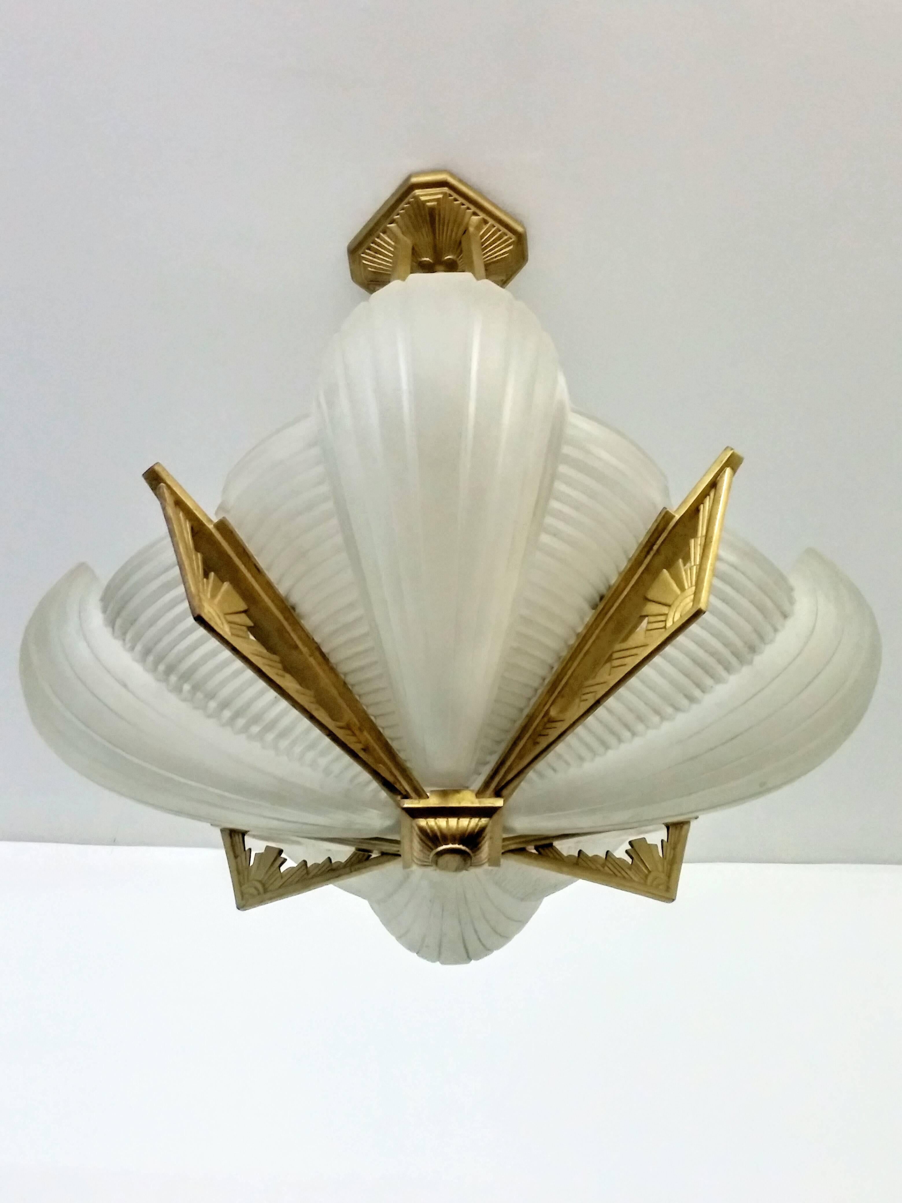 A French Art Deco pendant chandelier by the French artist 
