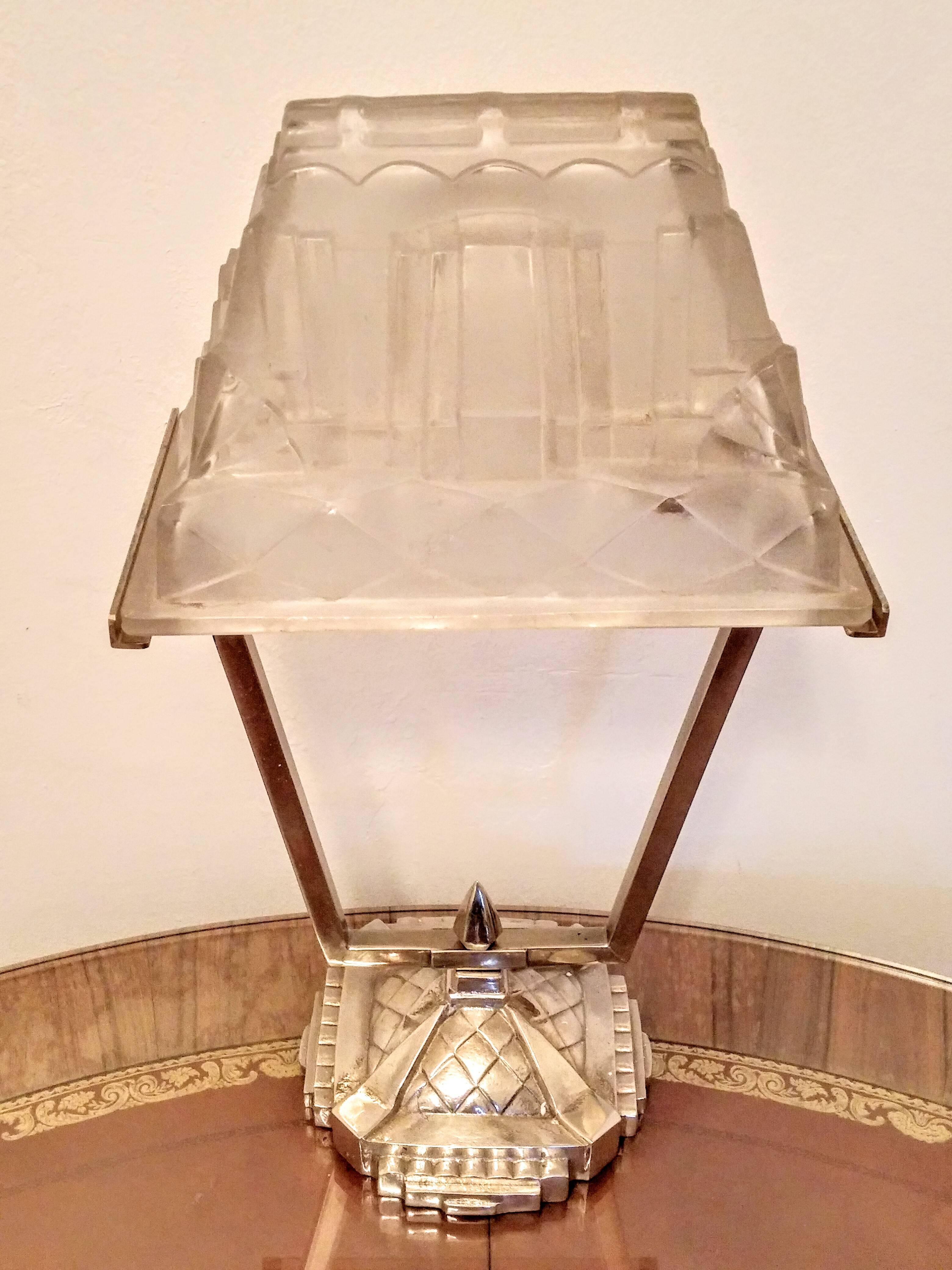 
A gorgeous French Art Deco table lamp by the French artist 