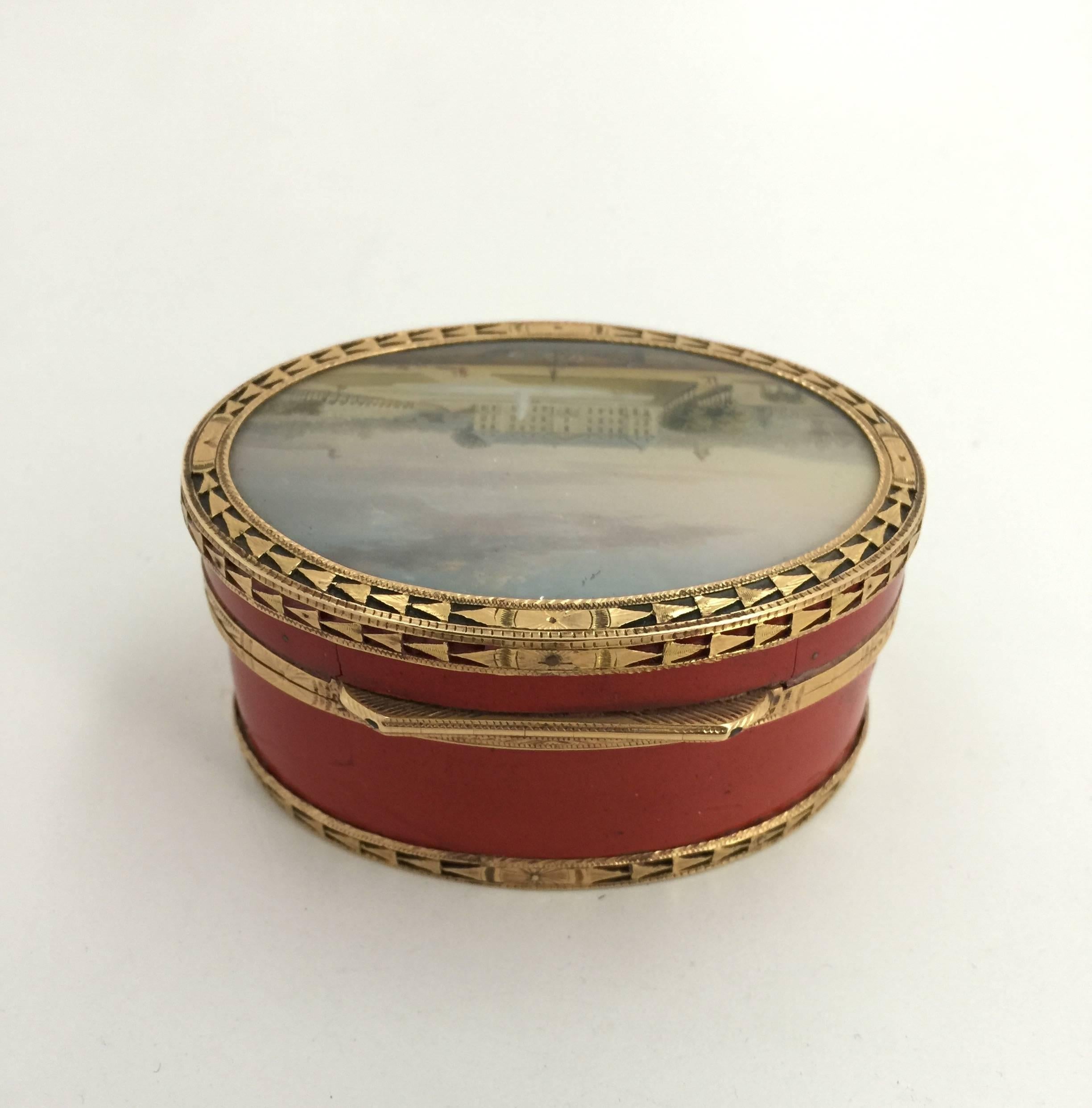 18th Century Louis XV Gold-Mounted Lacquer Snuff Box For Sale