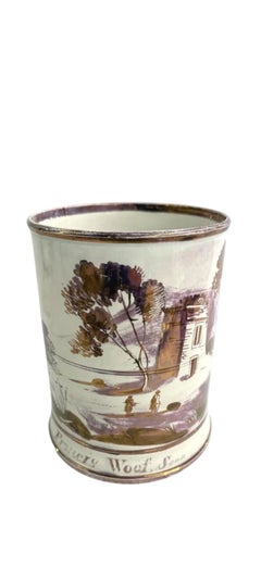 Ein Becher aus Sunderland-Creamware mit rosa Lüsterverzierung, frühes 19. Jahrhundert