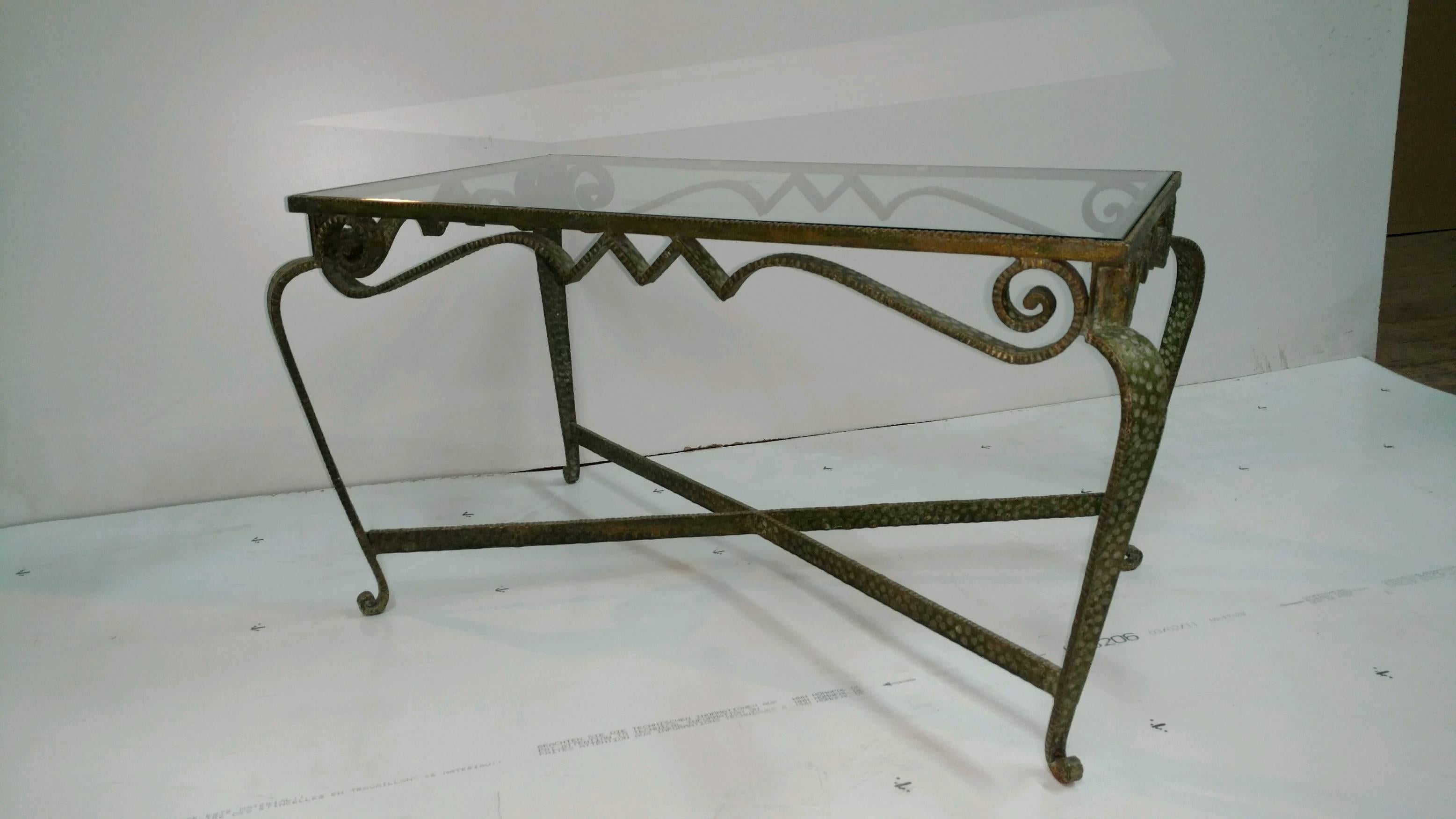 Mid-Century Modern Hammered Wrought Iron Coffee Table, Attributed to Pier Luigi Colli